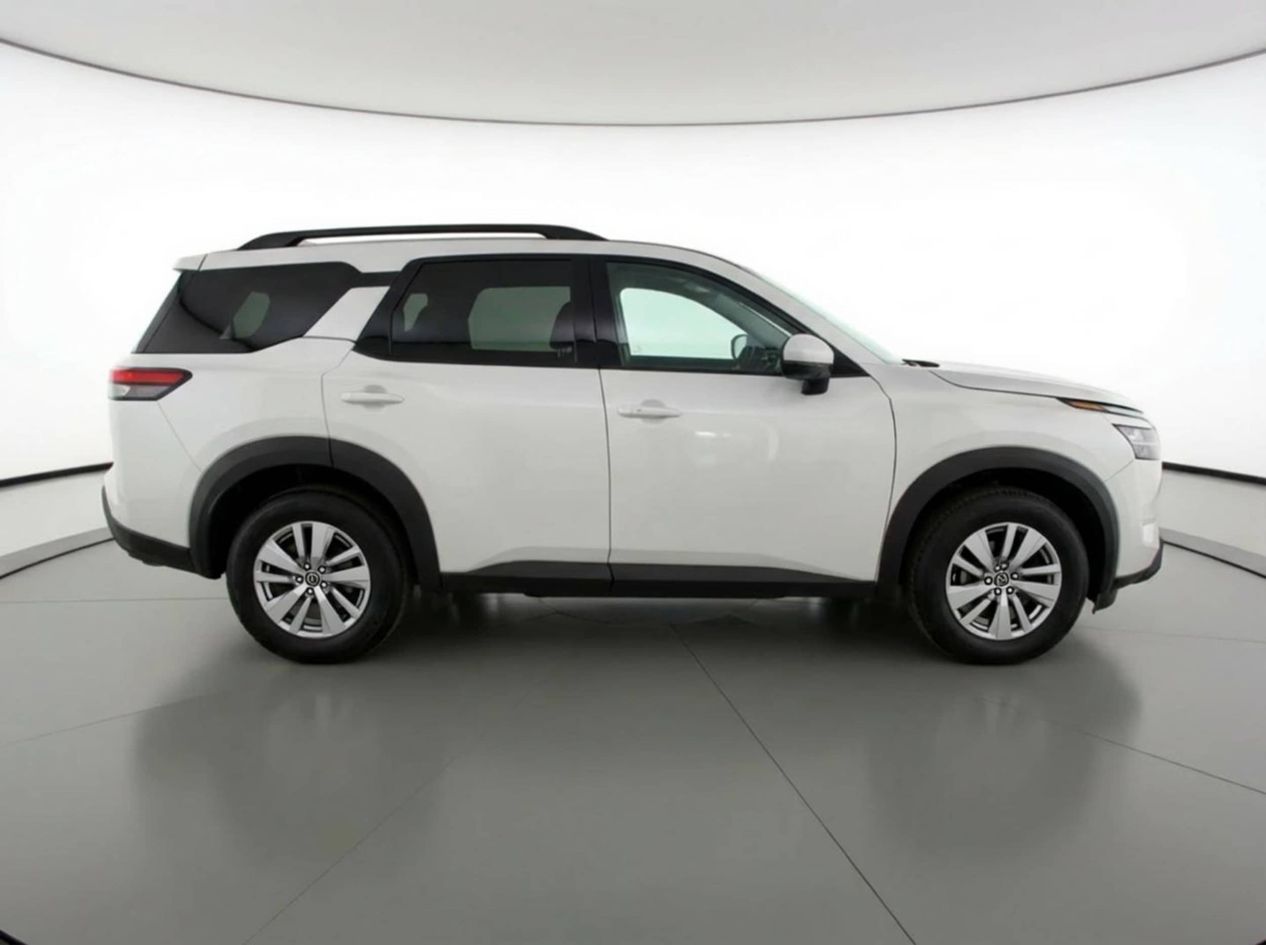 Thumbnail: 2025 Nissan Pathfinder - 8