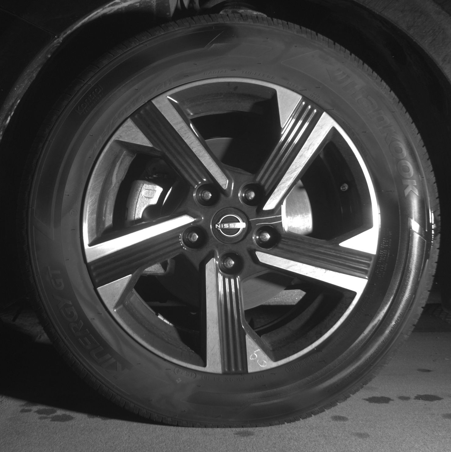 Thumbnail: 2025 Nissan Sentra - 9