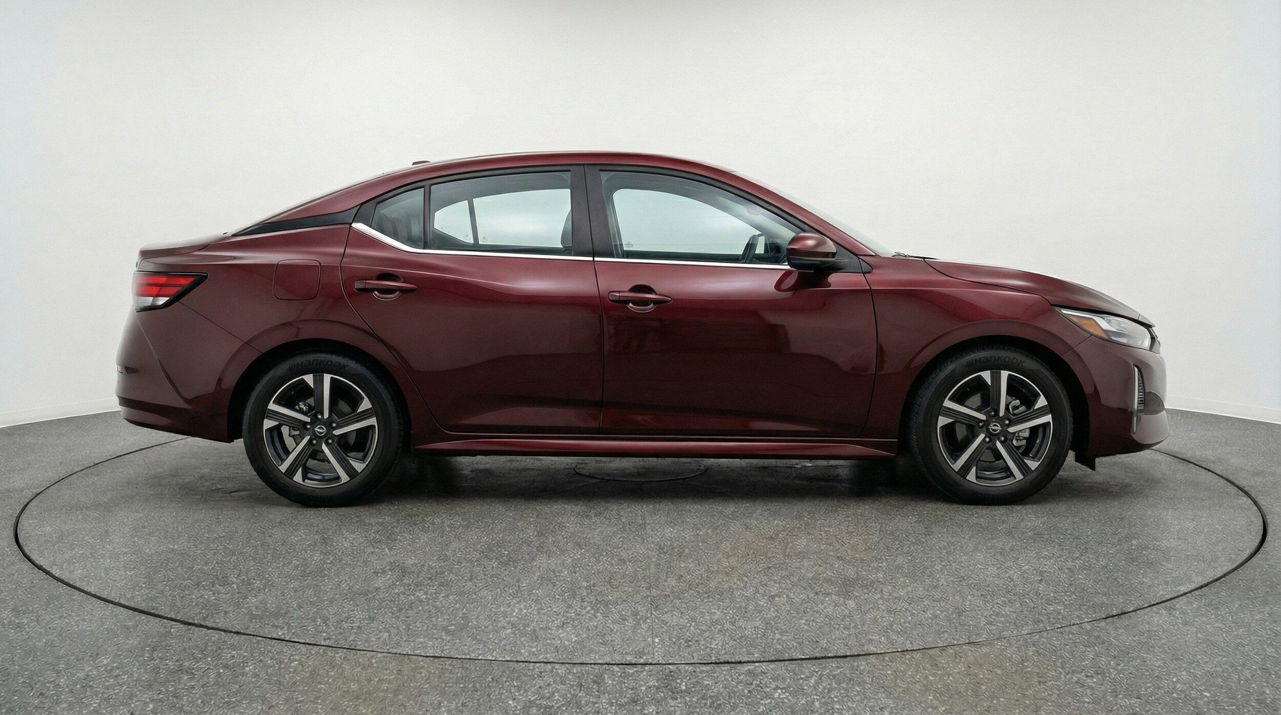 Thumbnail: 2025 Nissan Sentra - 11