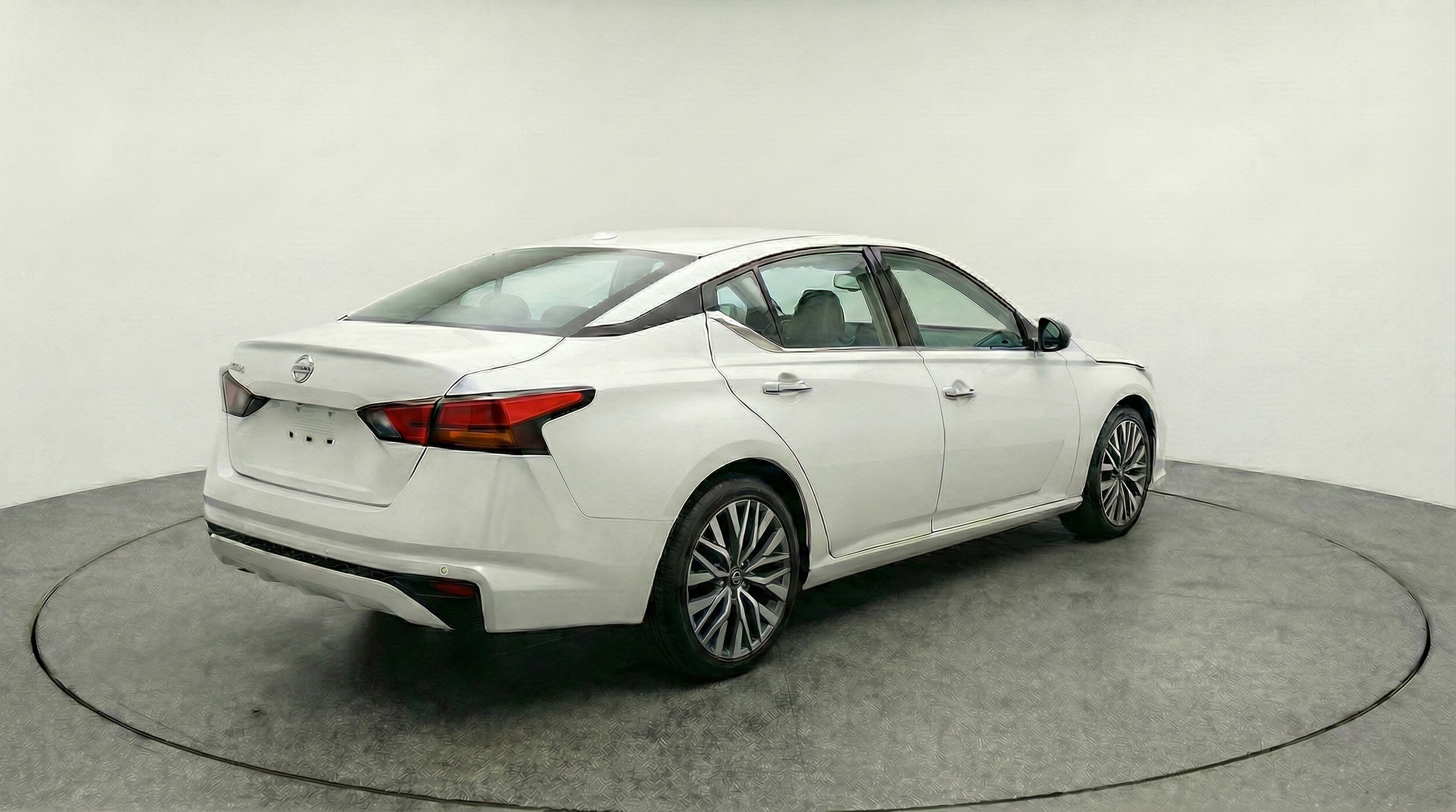 Thumbnail: 2025 Nissan Altima - 7