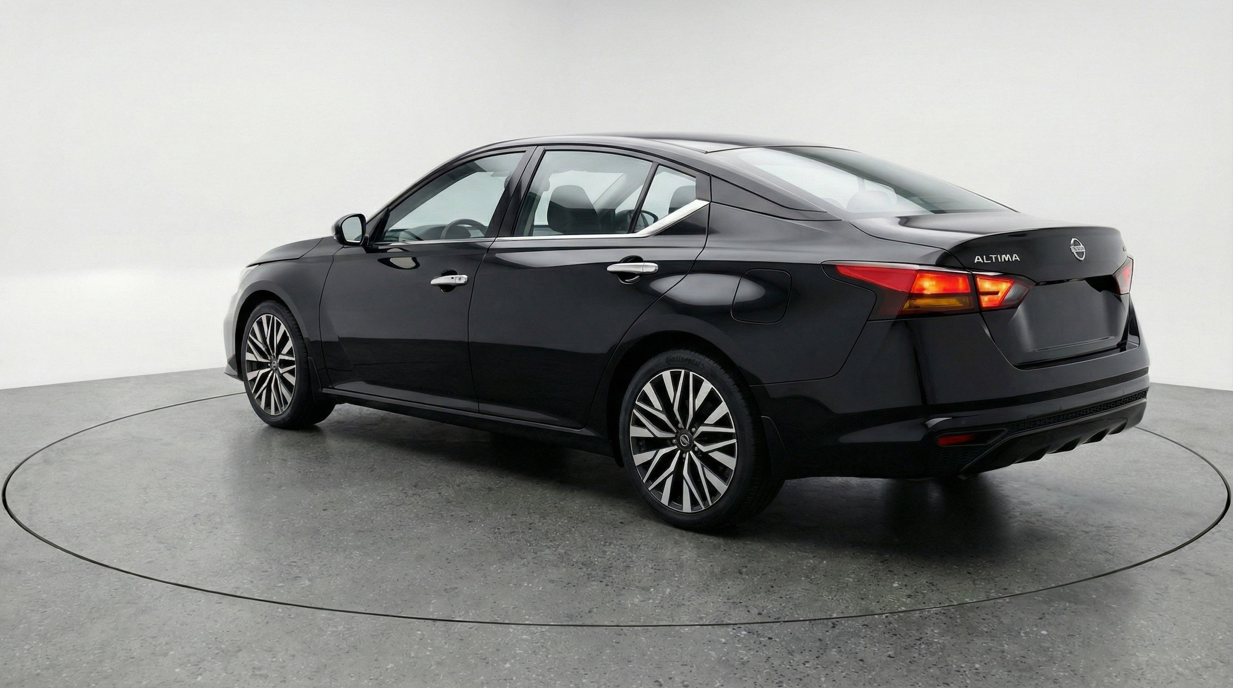 Thumbnail: 2025 Nissan Altima - 6