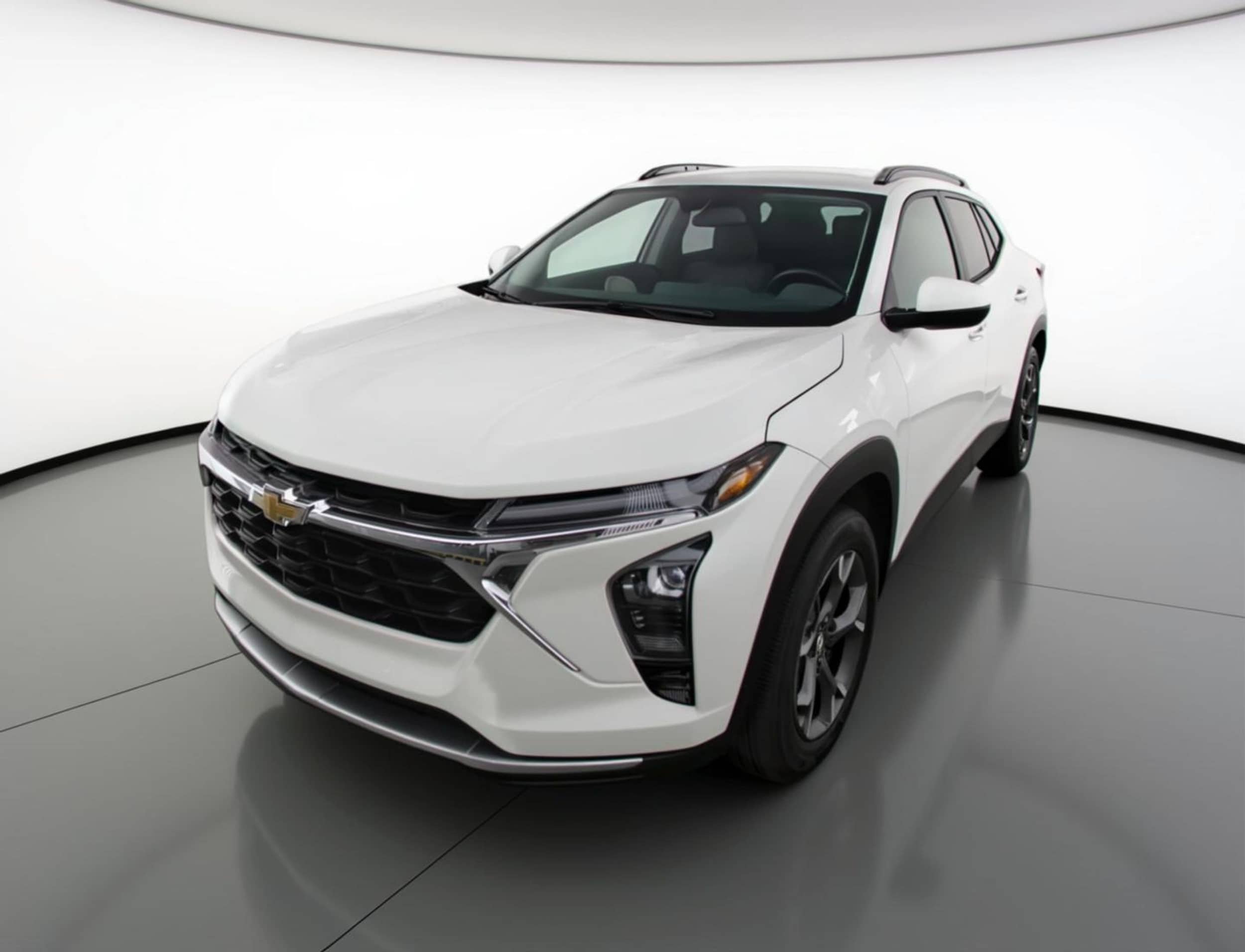 Thumbnail: 2025 Chevrolet Trax - 3