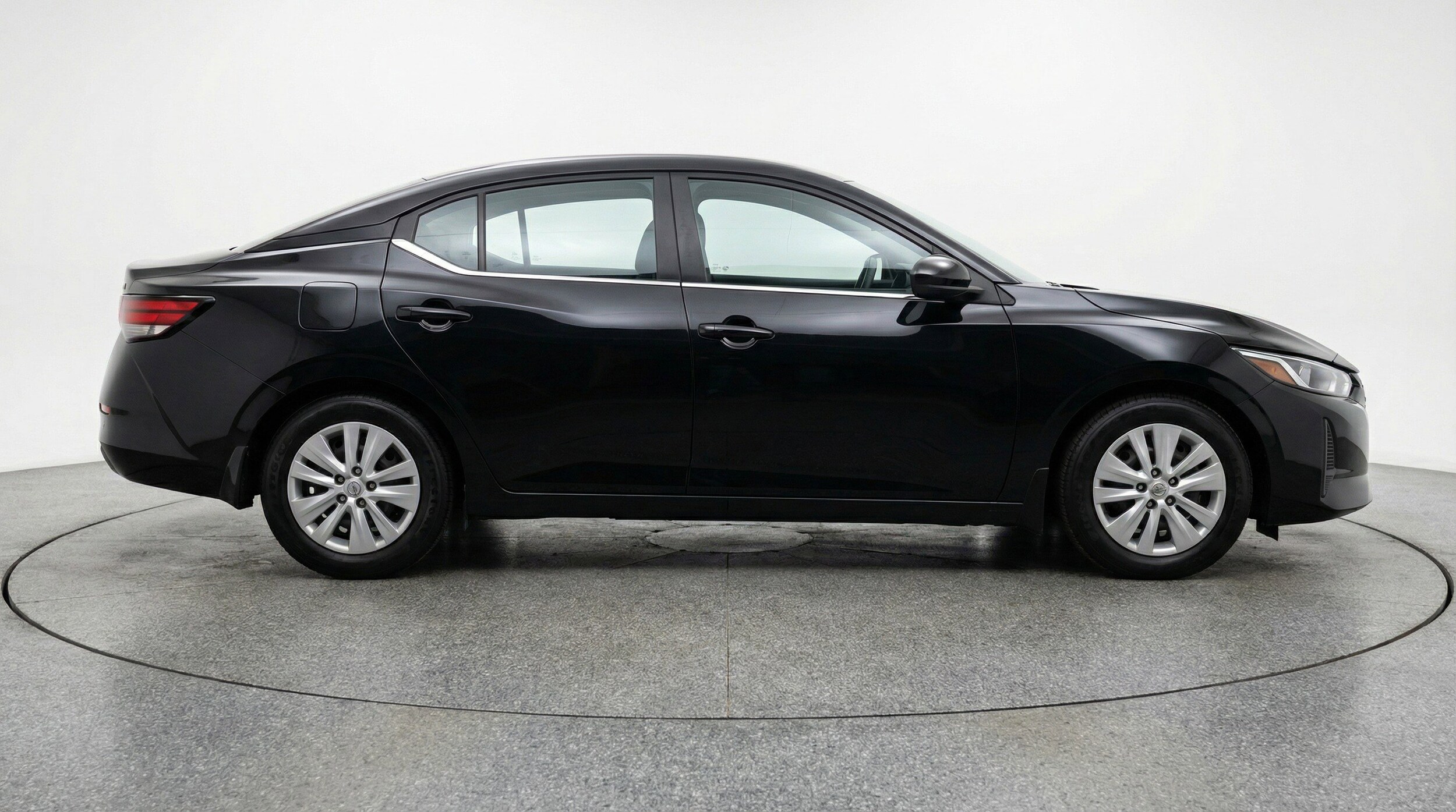 Thumbnail: 2025 Nissan Sentra - 11