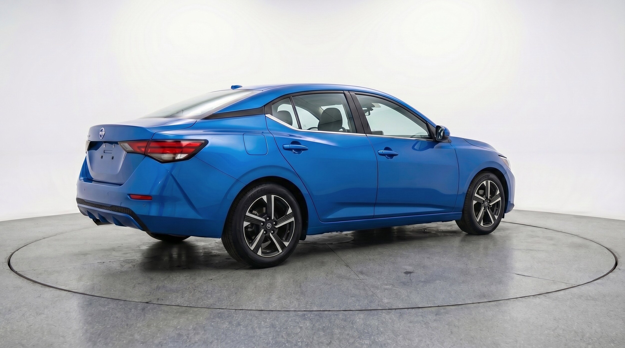 Thumbnail: 2025 Nissan Sentra - 9