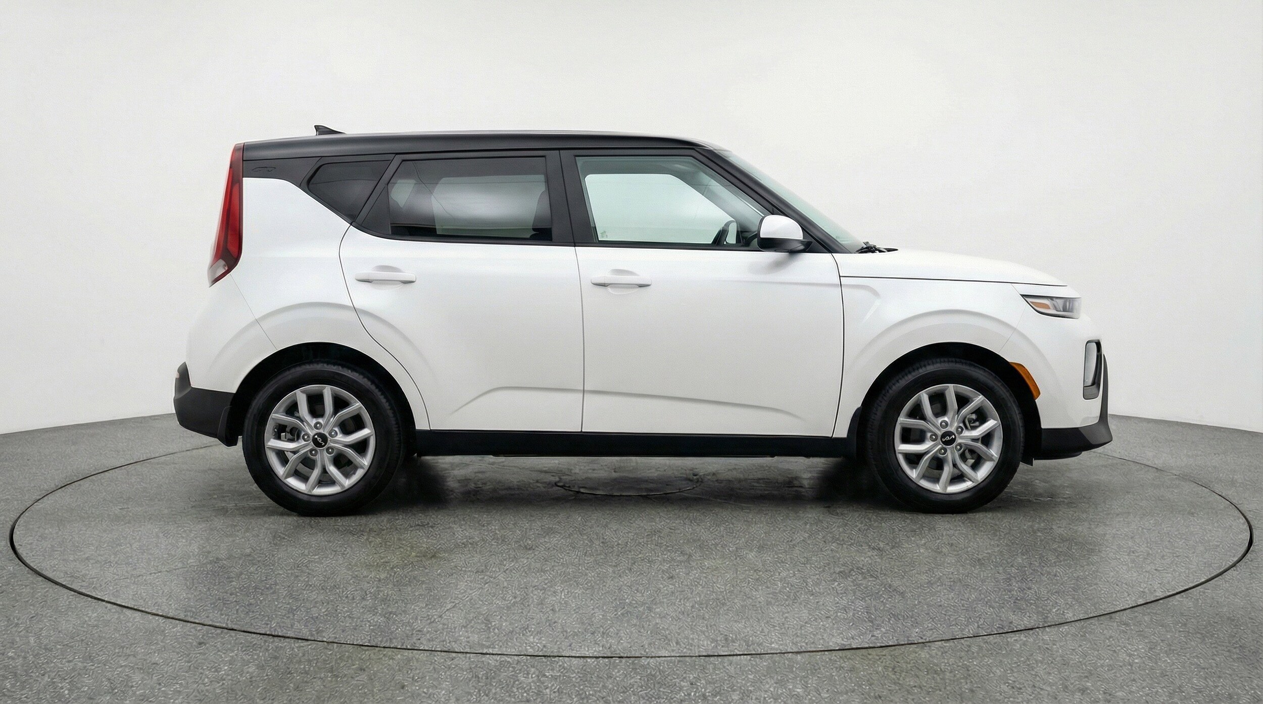 Thumbnail: 2025 Kia Soul - 11