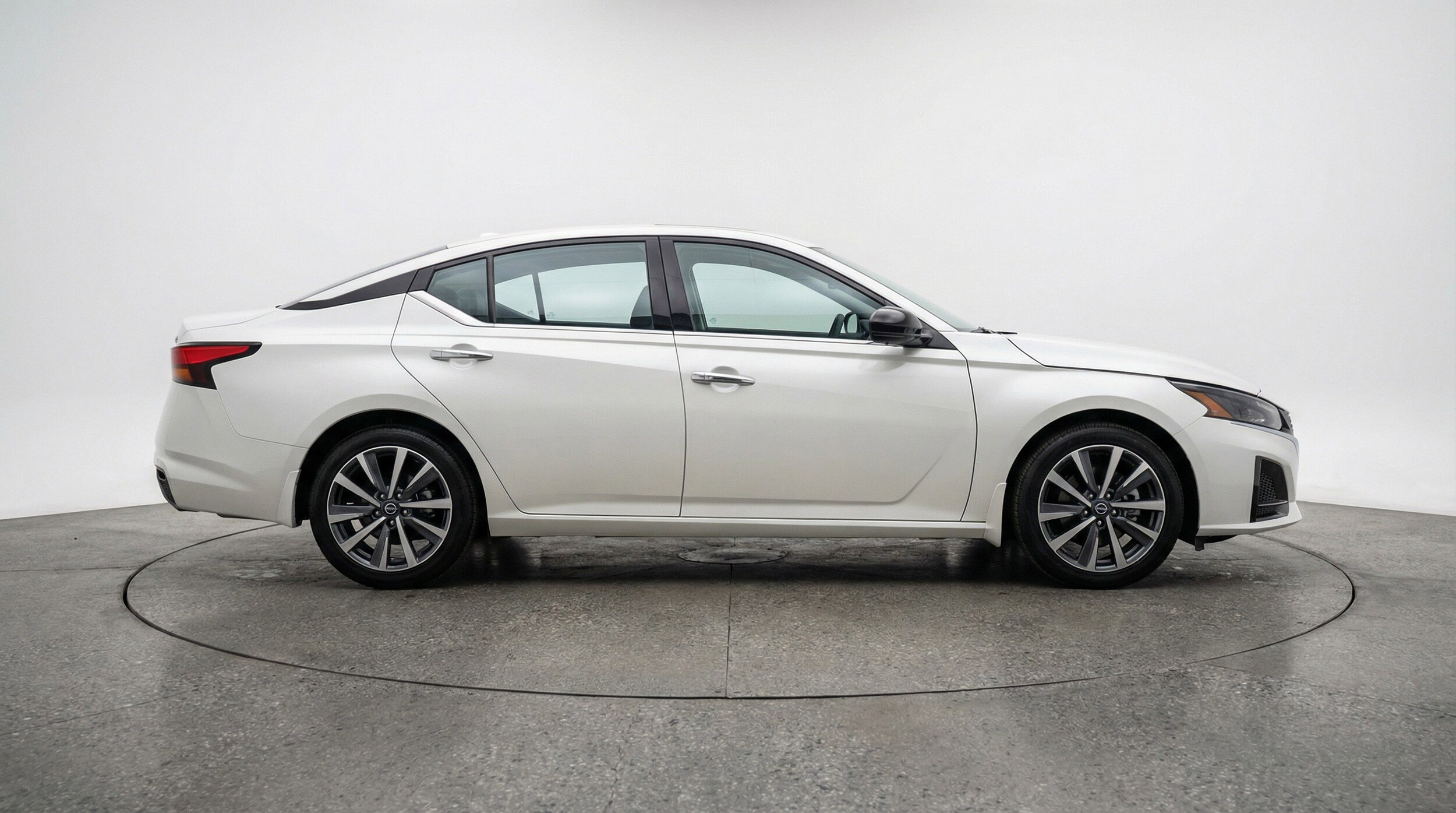 Thumbnail: 2025 Nissan Altima - 11