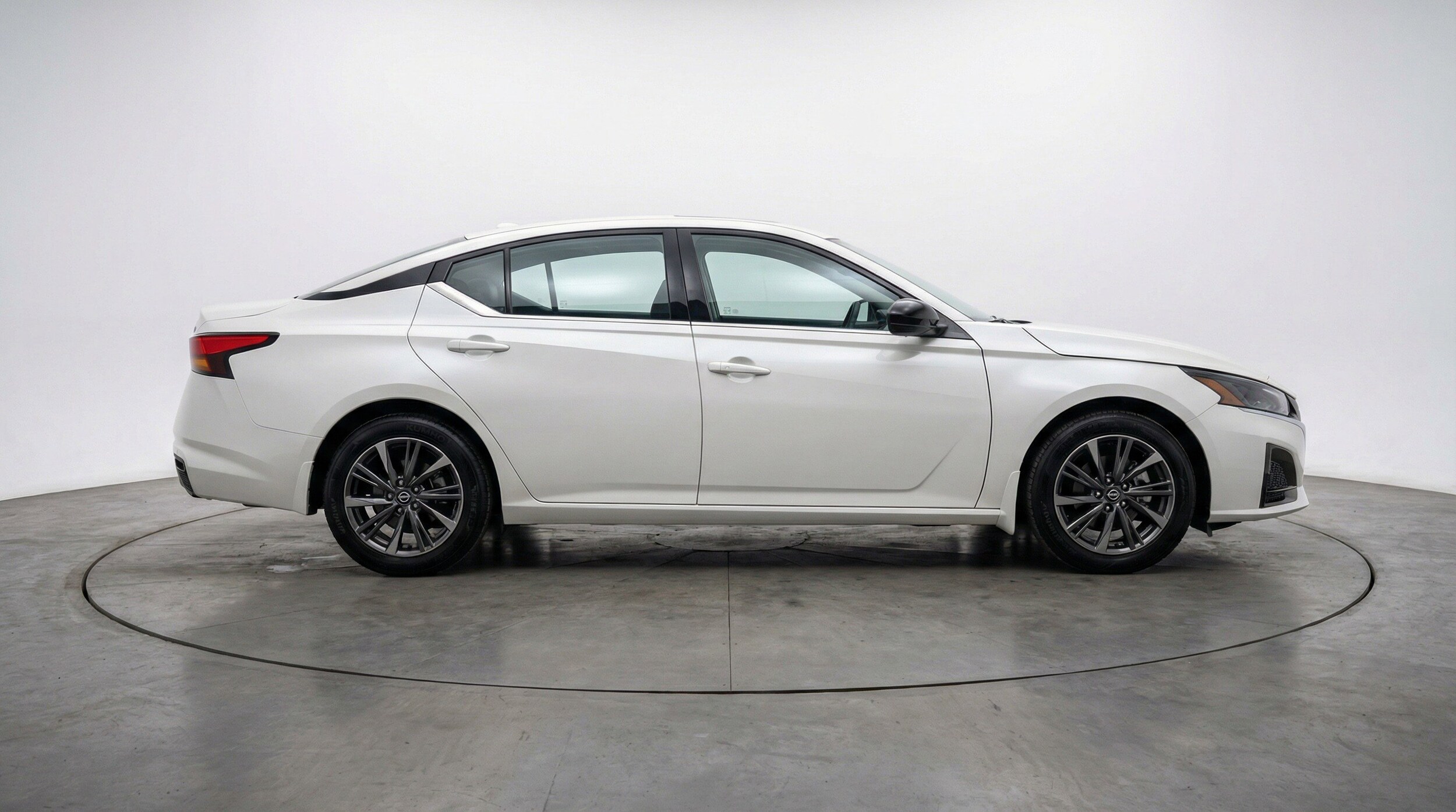 Thumbnail: 2025 Nissan Altima - 11