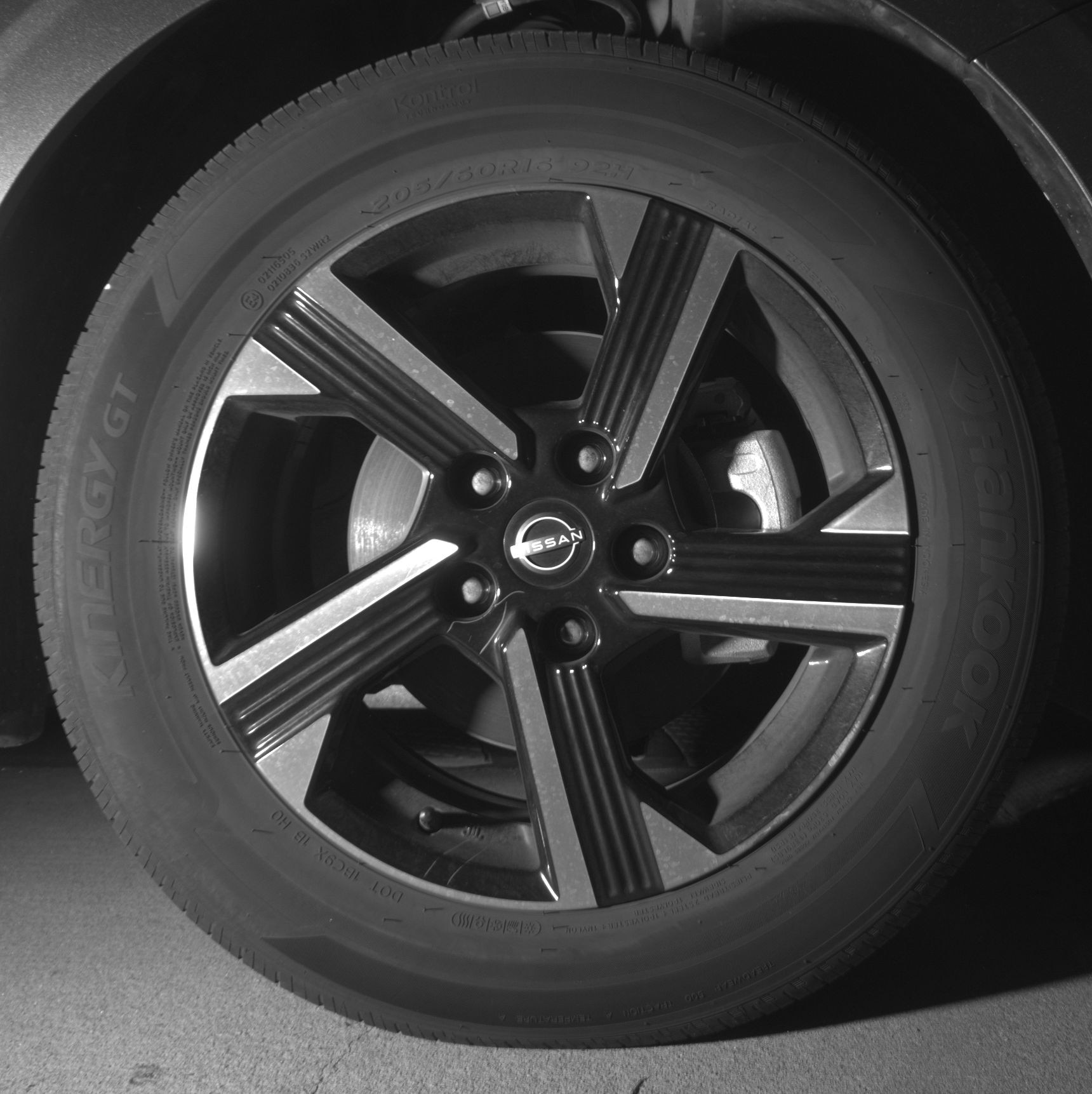 Thumbnail: 2025 Nissan Sentra - 10