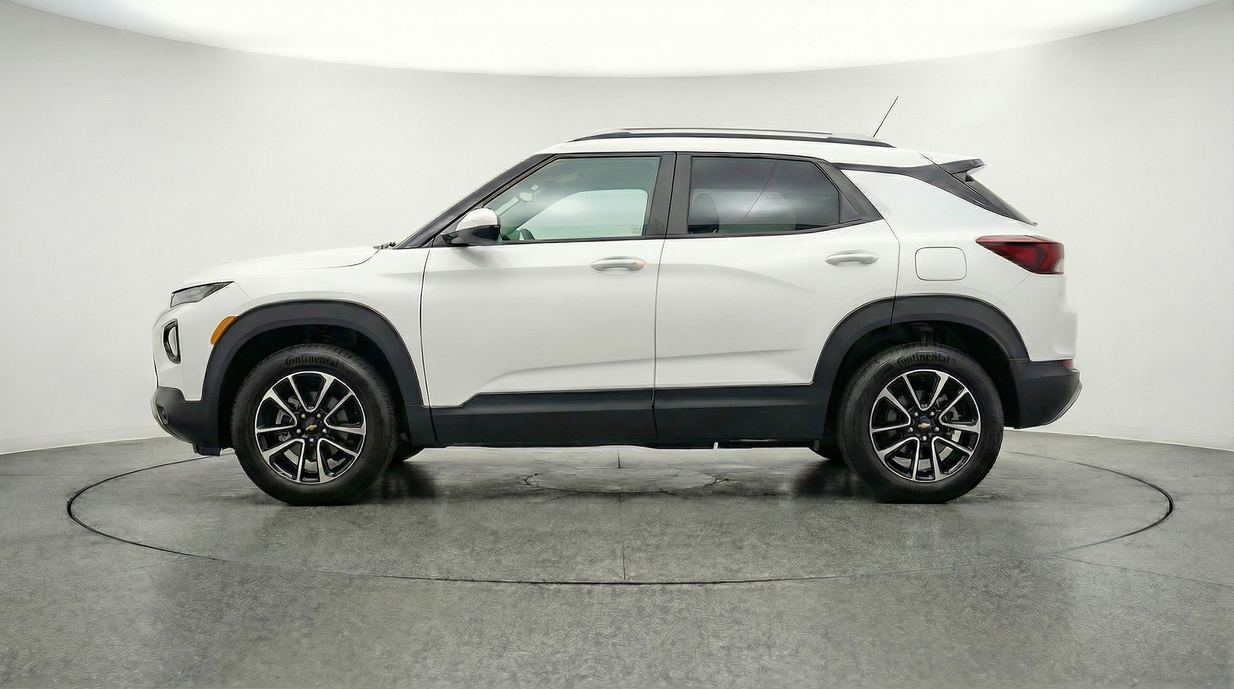 Thumbnail: 2025 Chevrolet TrailBlazer - 5