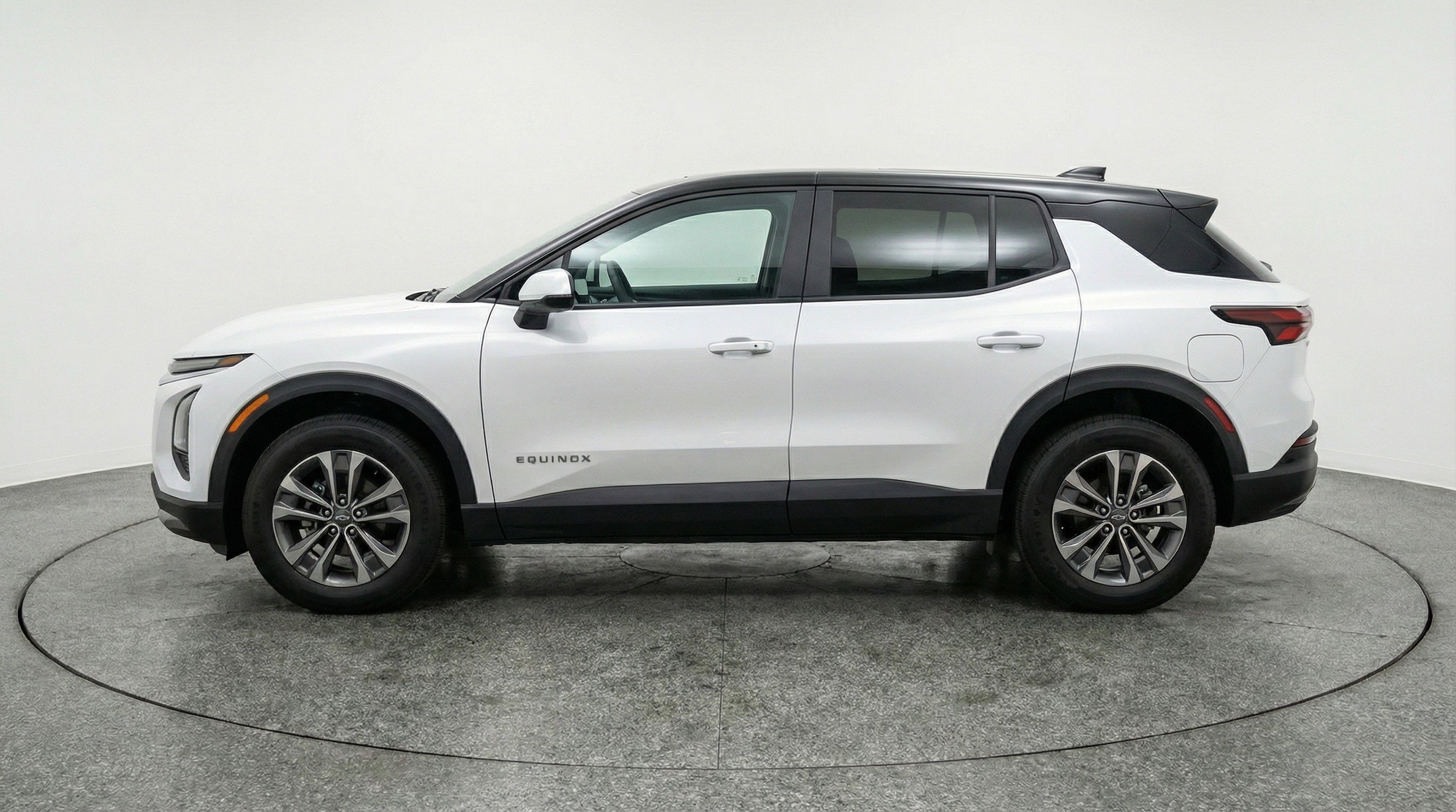 Thumbnail: 2025 Chevrolet Equinox - 5