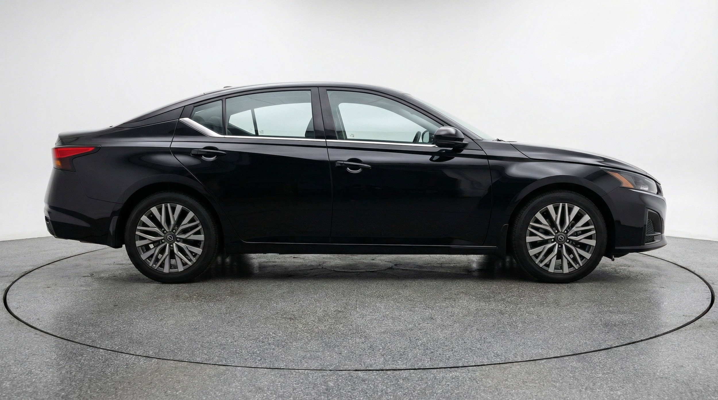 Thumbnail: 2025 Nissan Altima - 11