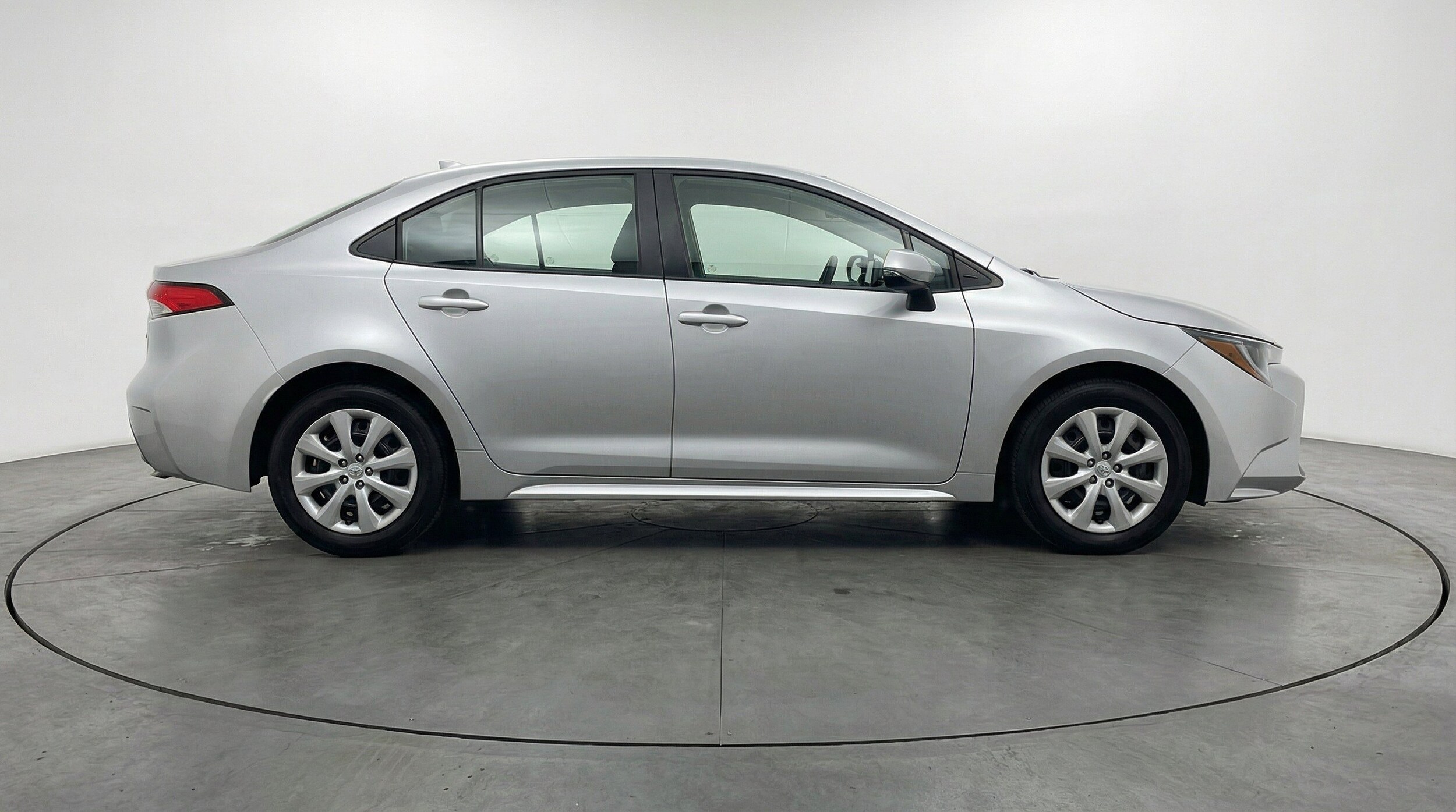 Thumbnail: 2025 Toyota Corolla - 11