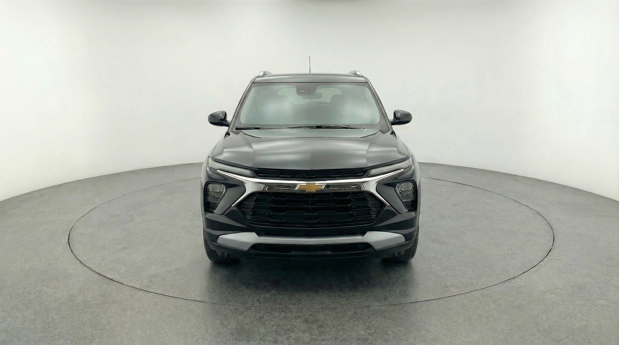 Thumbnail: 2025 Chevrolet TrailBlazer - 2