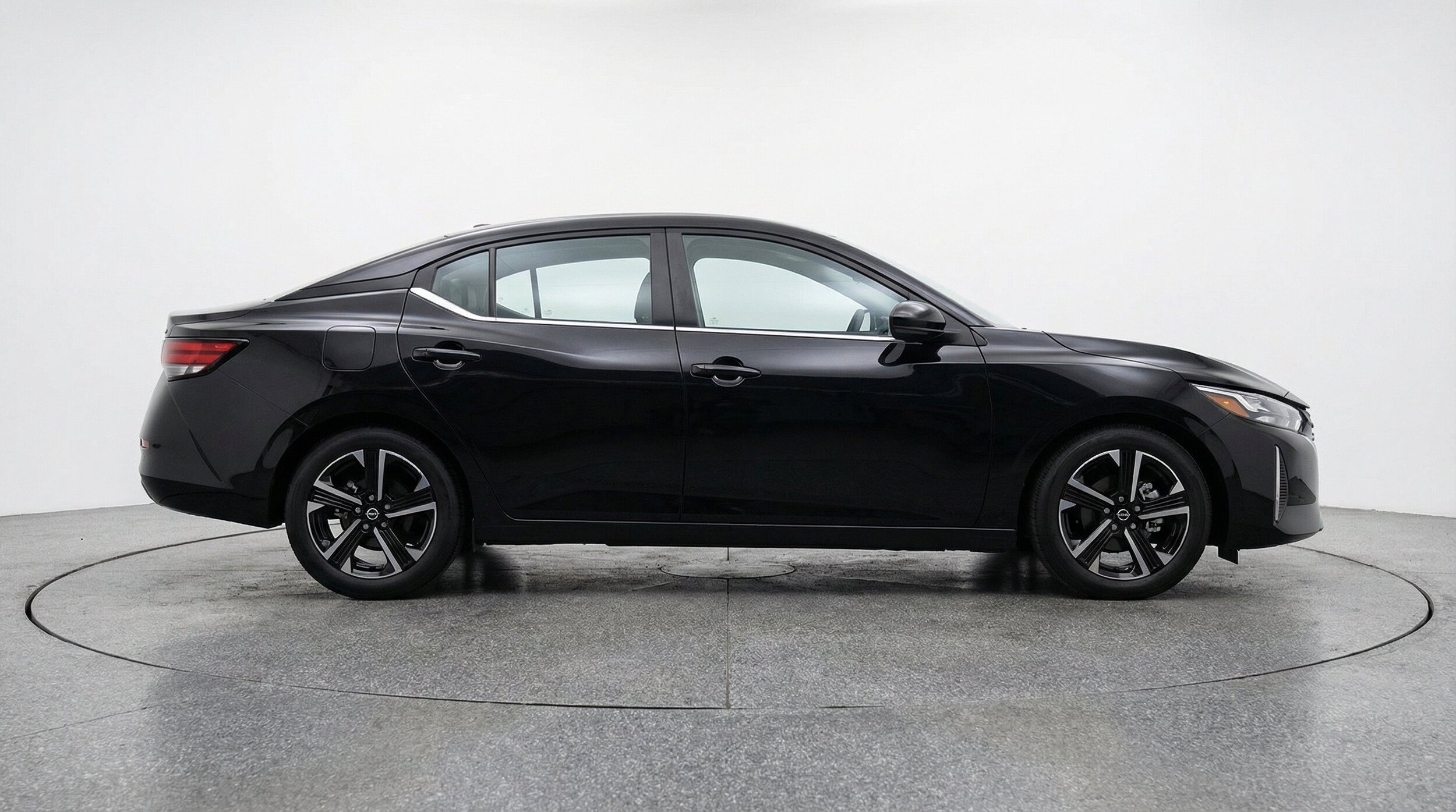 Thumbnail: 2025 Nissan Sentra - 11
