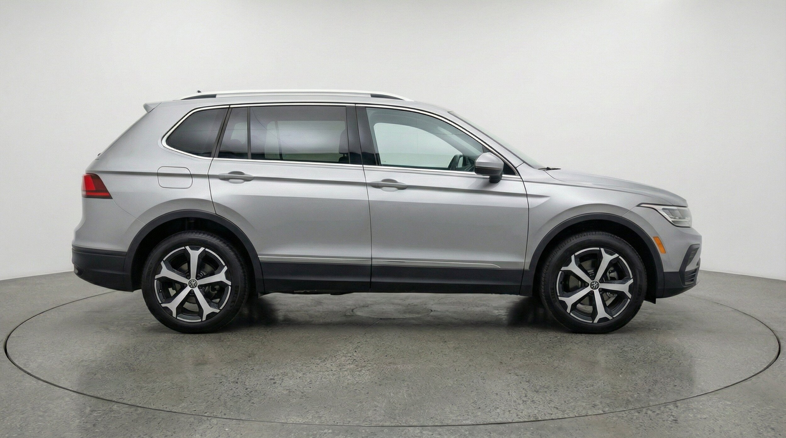 Thumbnail: 2026 Volkswagen Tiguan - 11
