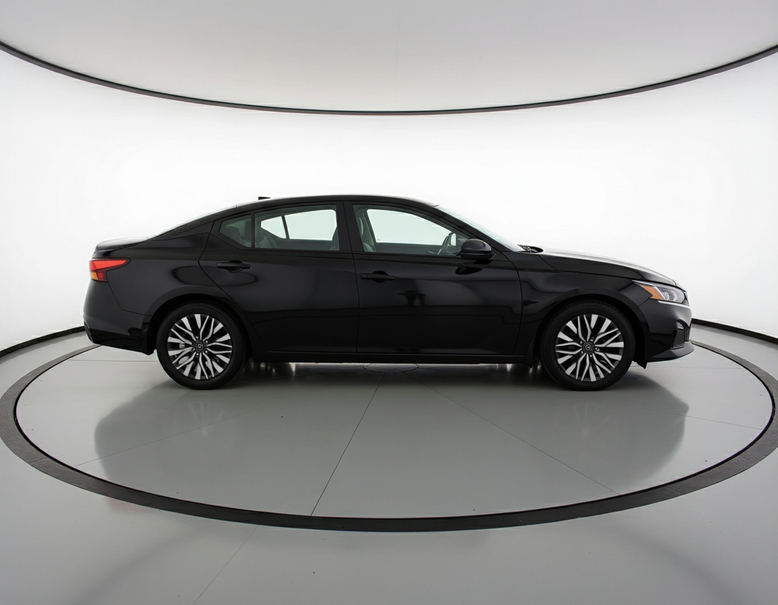 Thumbnail: 2025 Nissan Altima - 8