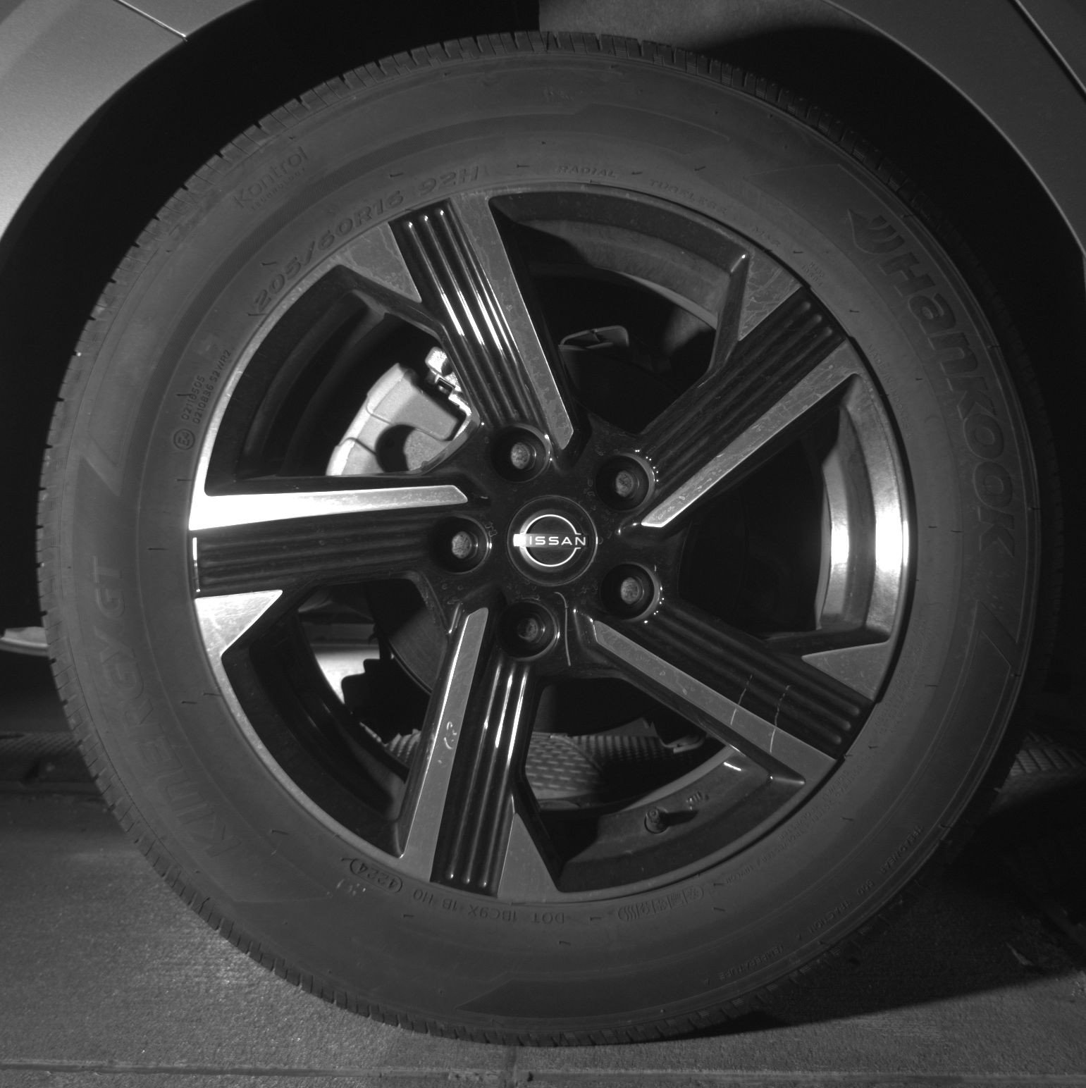 Thumbnail: 2025 Nissan Sentra - 15