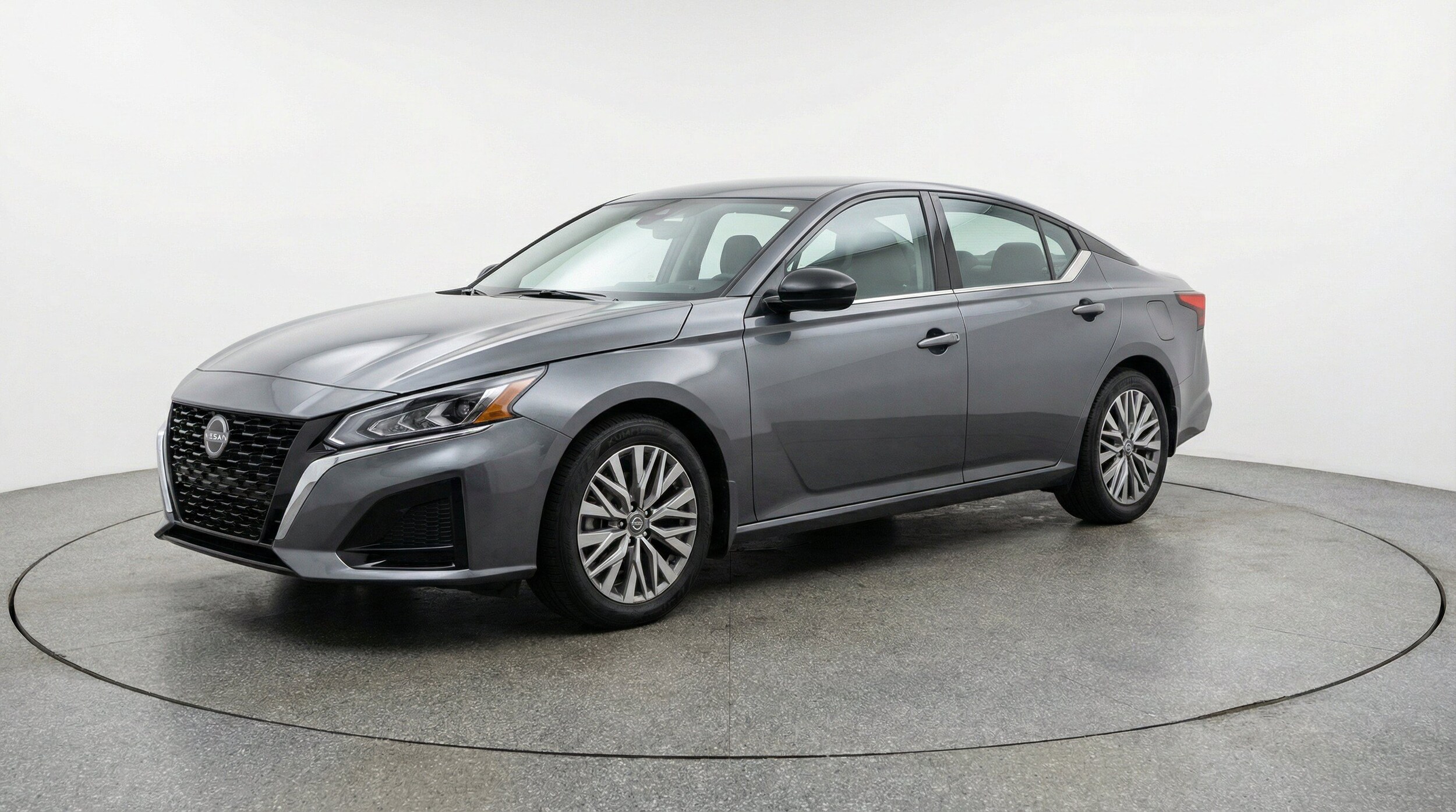 Thumbnail: 2025 Nissan Altima - 3