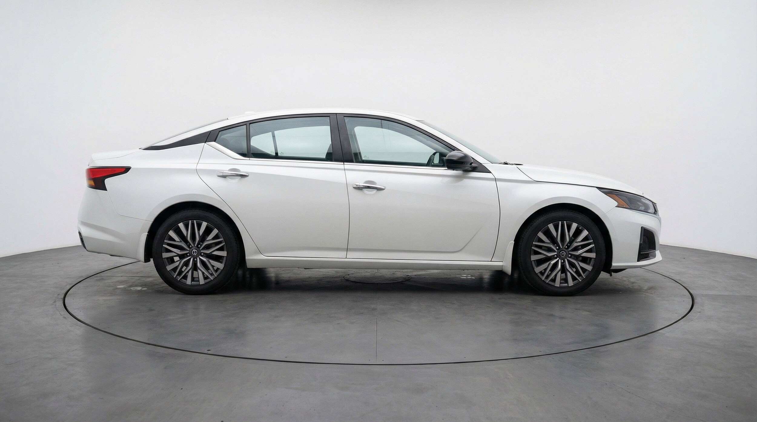 Thumbnail: 2025 Nissan Altima - 11