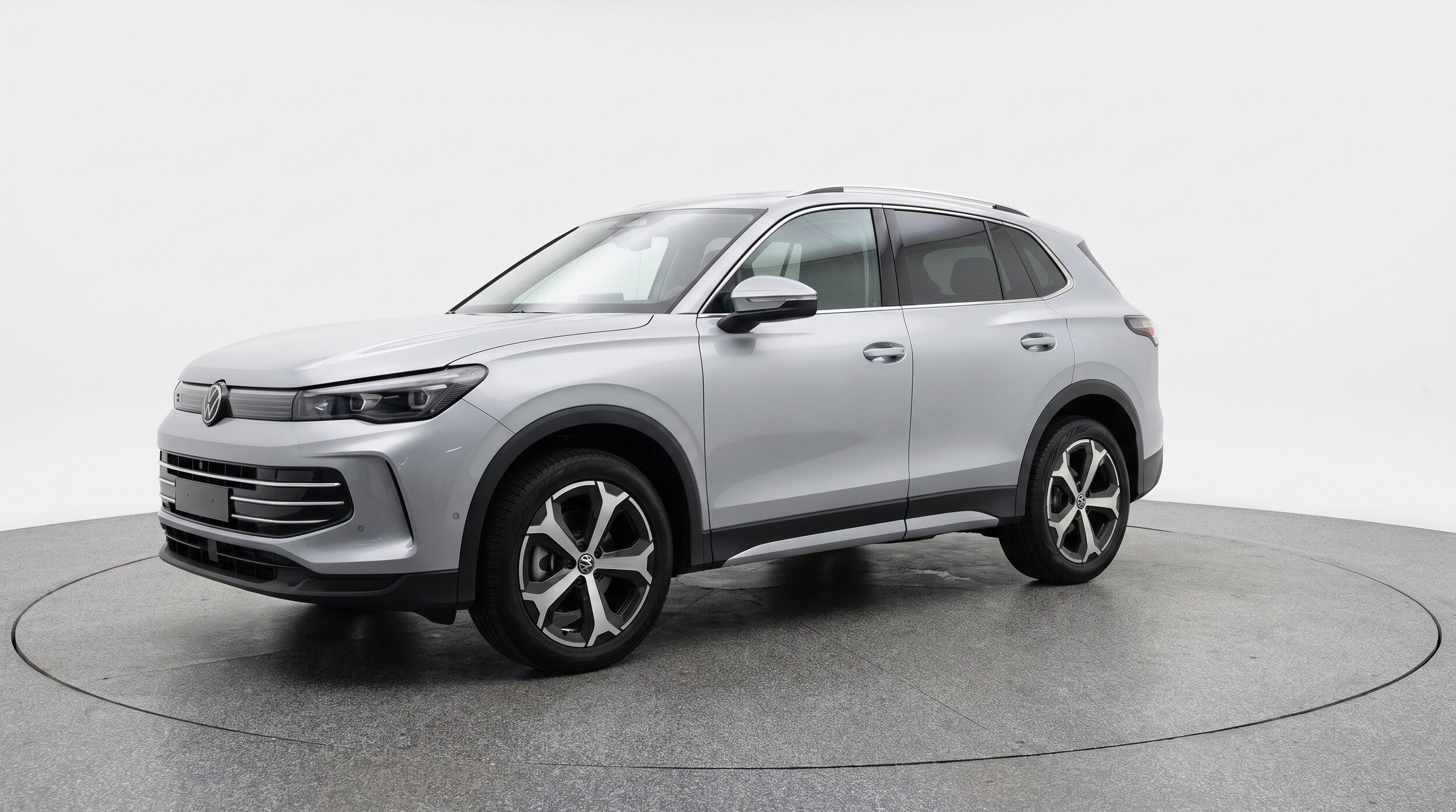 Thumbnail: 2026 Volkswagen Tiguan - 3