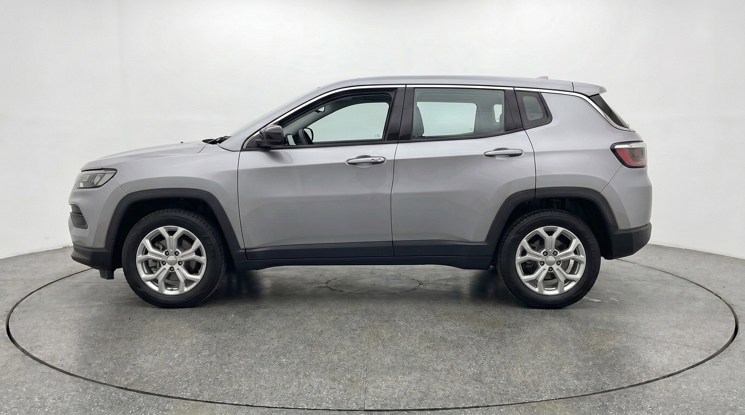 Thumbnail: 2025 Jeep Compass - 5