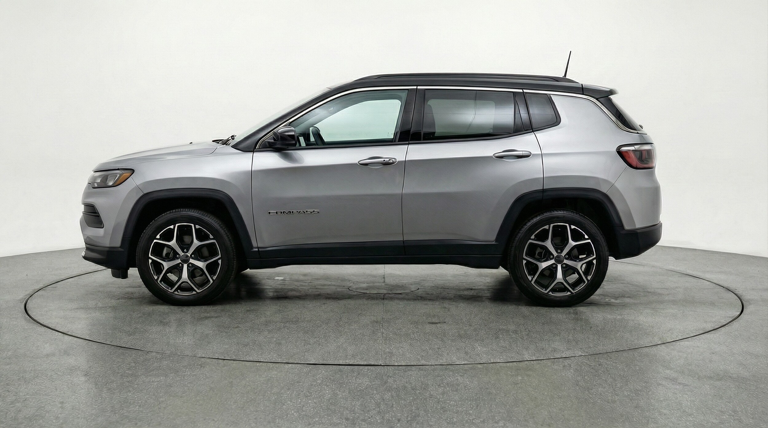 Thumbnail: 2025 Jeep Compass - 4