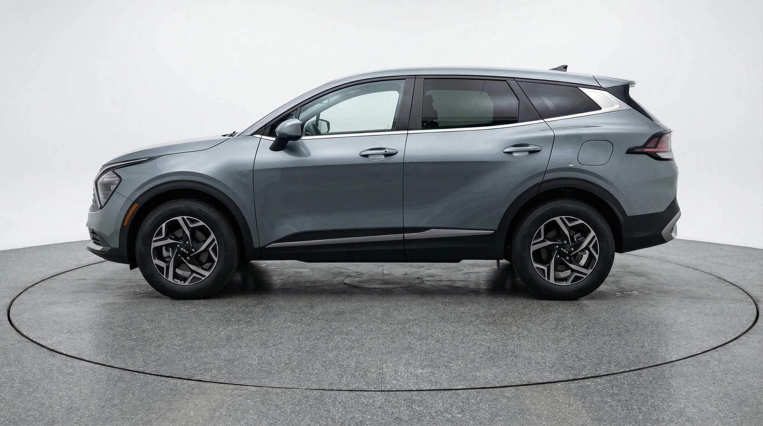 Thumbnail: 2025 Kia Sportage - 5