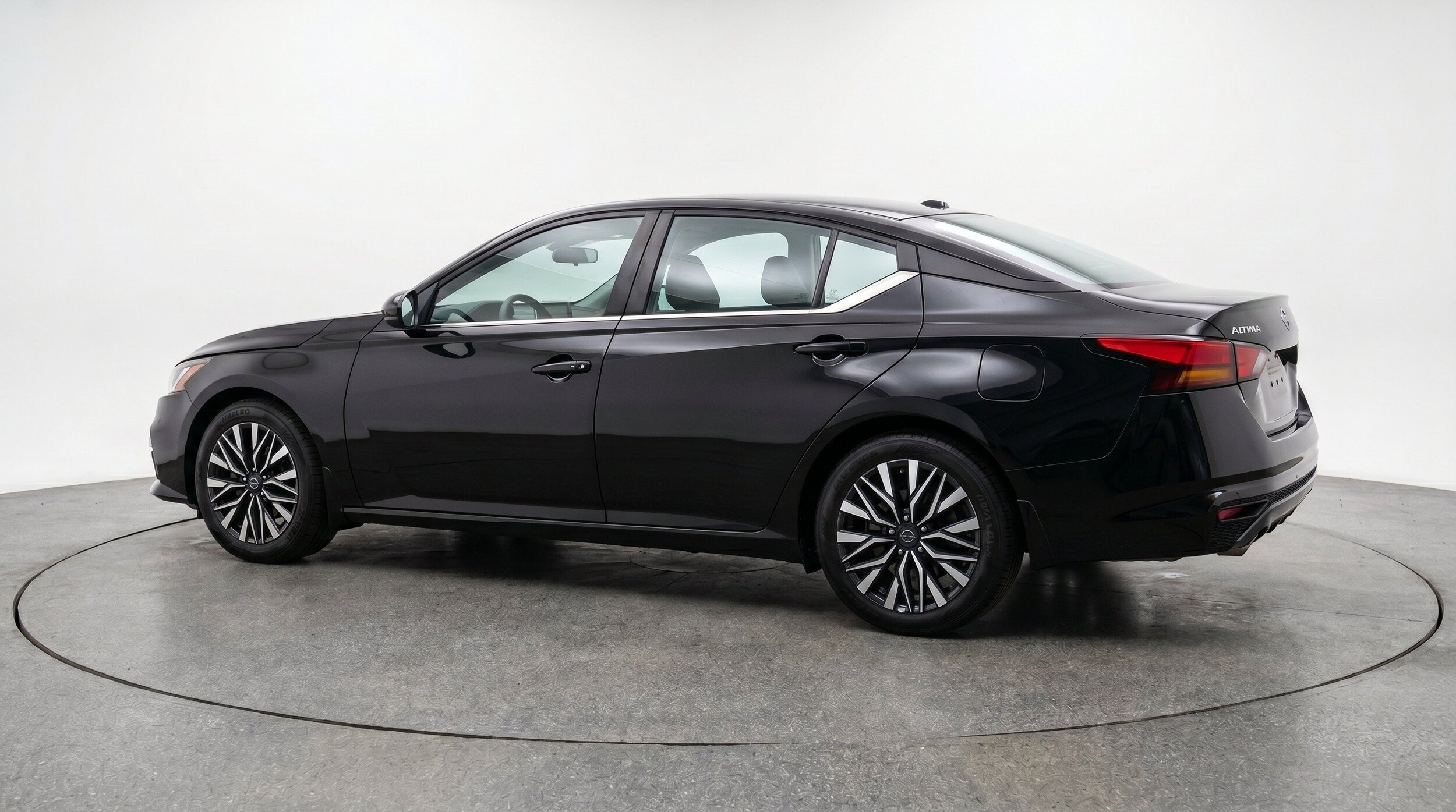 Thumbnail: 2026 Nissan Altima - 6