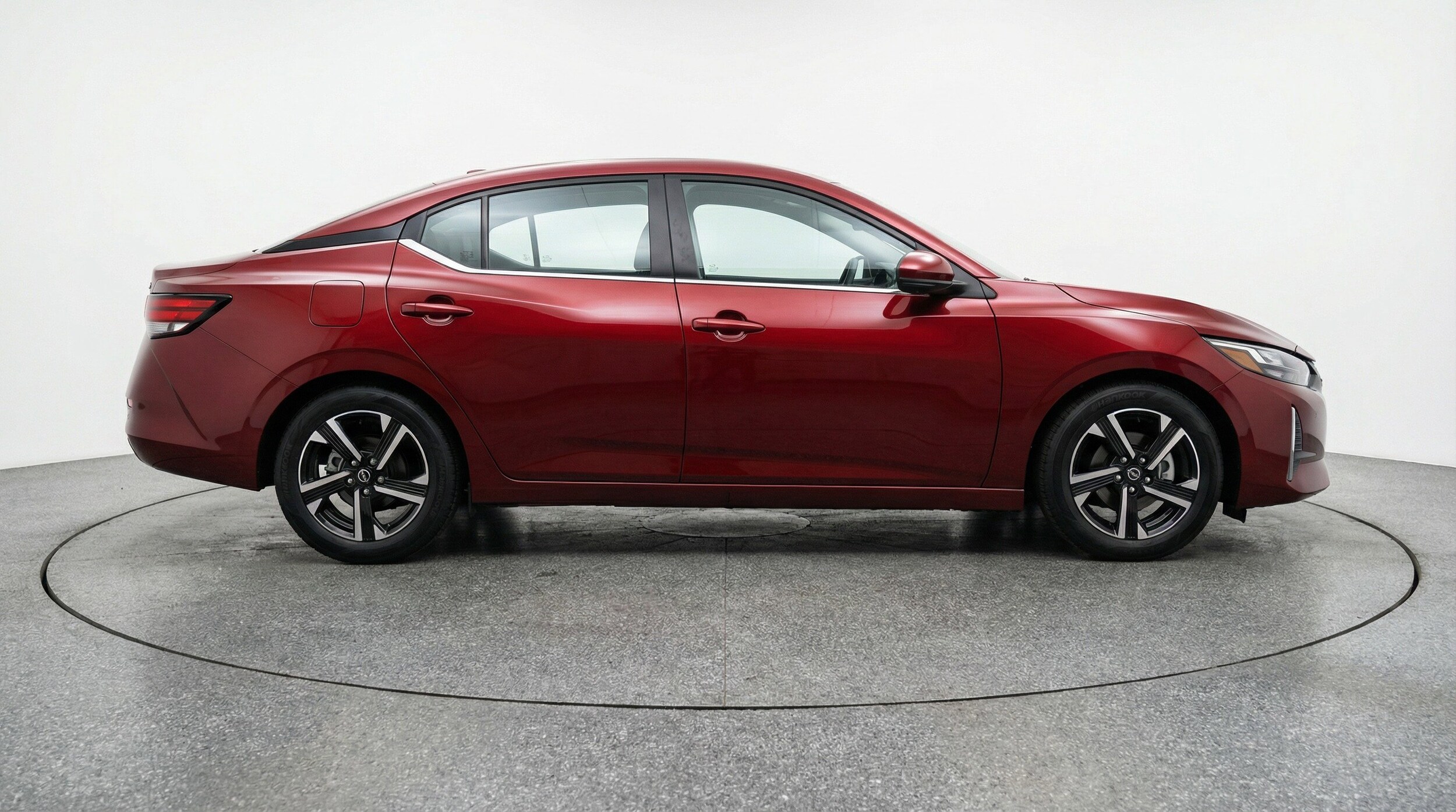 Thumbnail: 2025 Nissan Sentra - 11