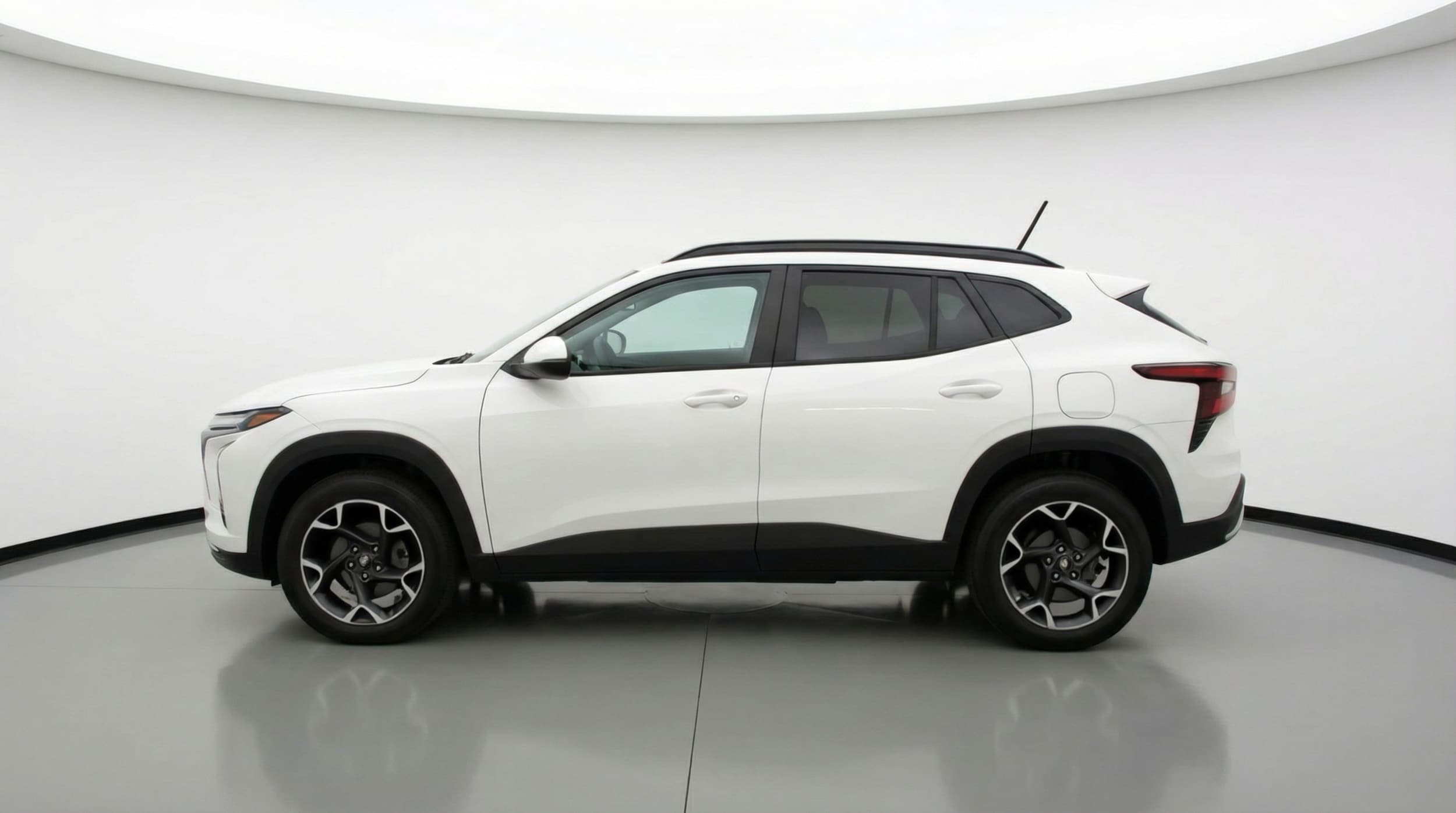 Thumbnail: 2025 Chevrolet Trax - 4