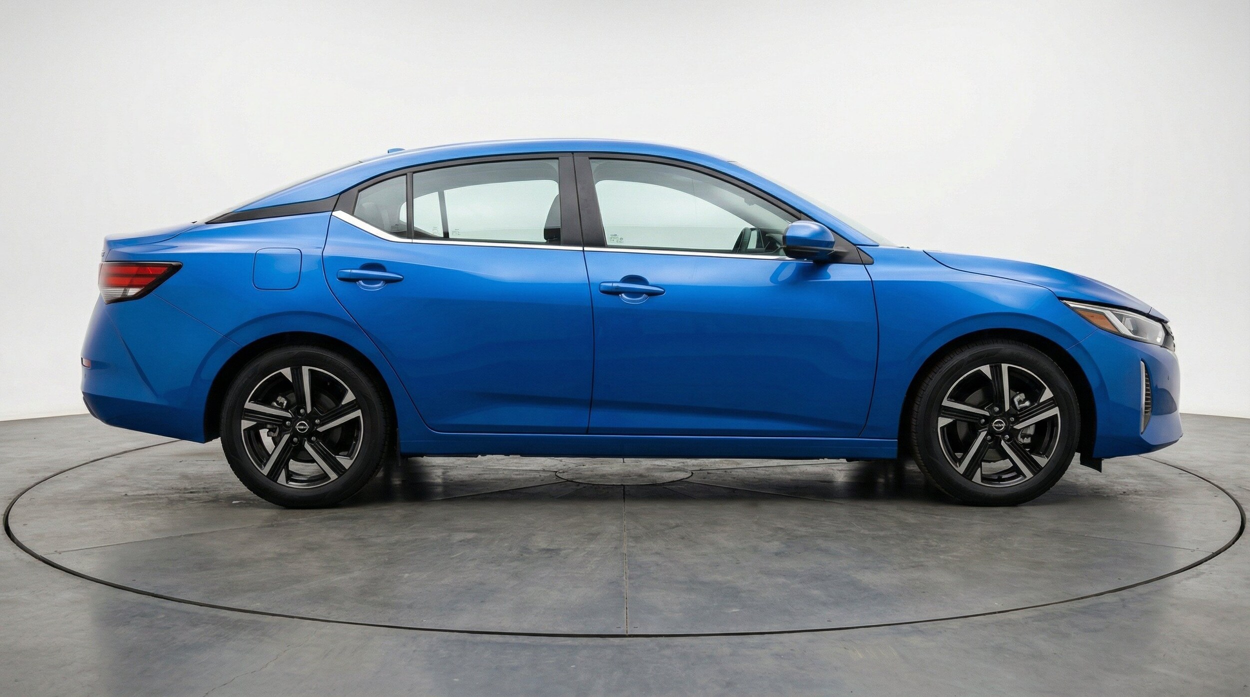 Thumbnail: 2025 Nissan Sentra - 11