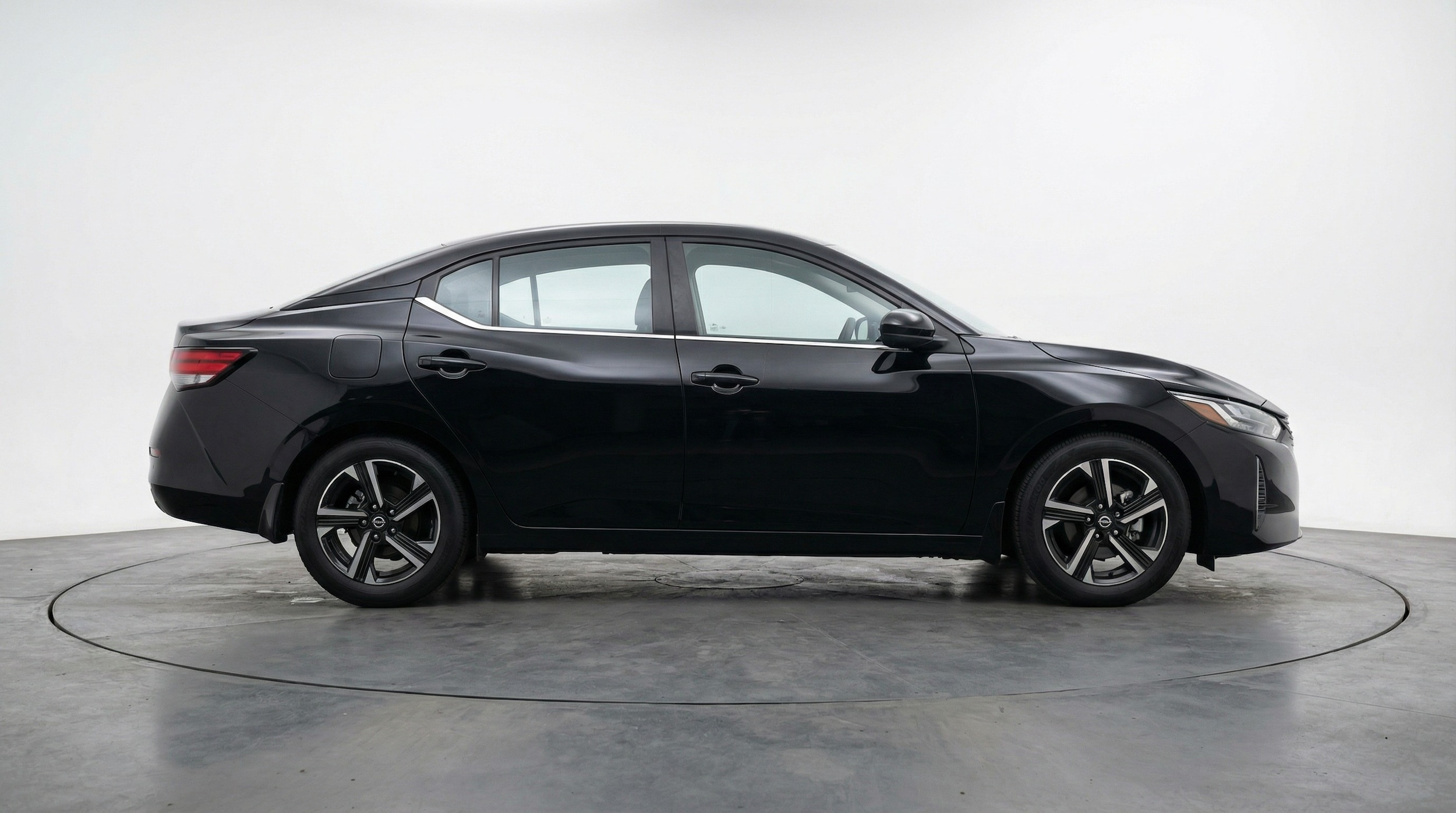 Thumbnail: 2025 Nissan Sentra - 8