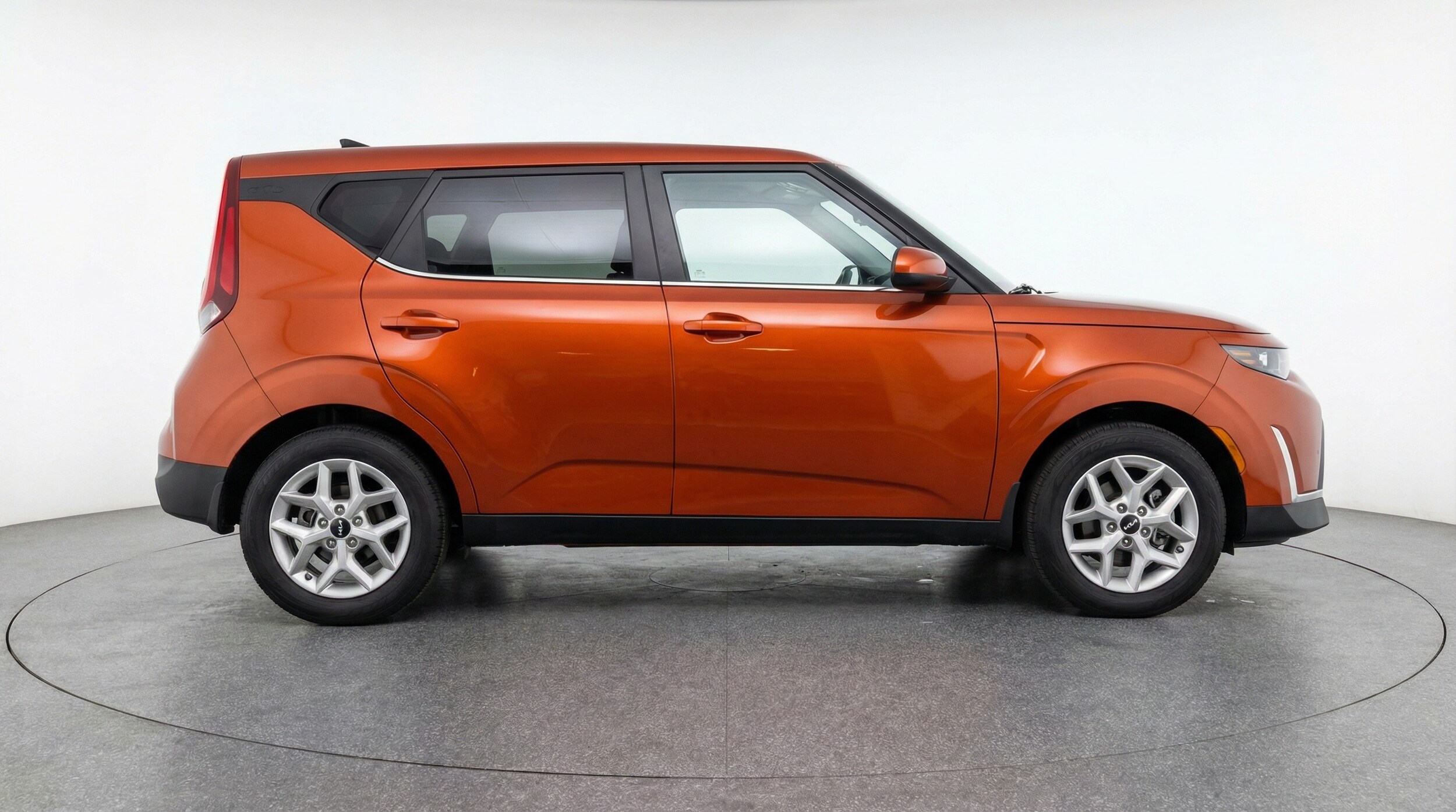 Thumbnail: 2025 Kia Soul - 8