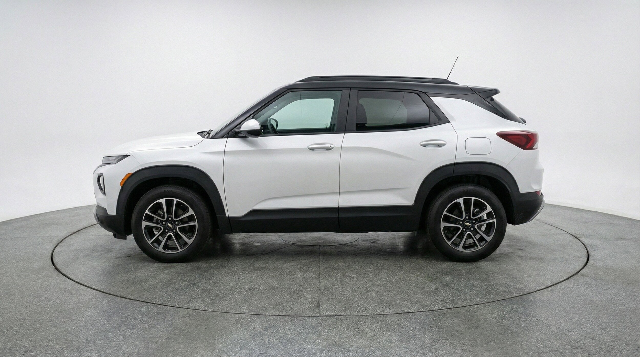 Thumbnail: 2025 Chevrolet TrailBlazer - 5