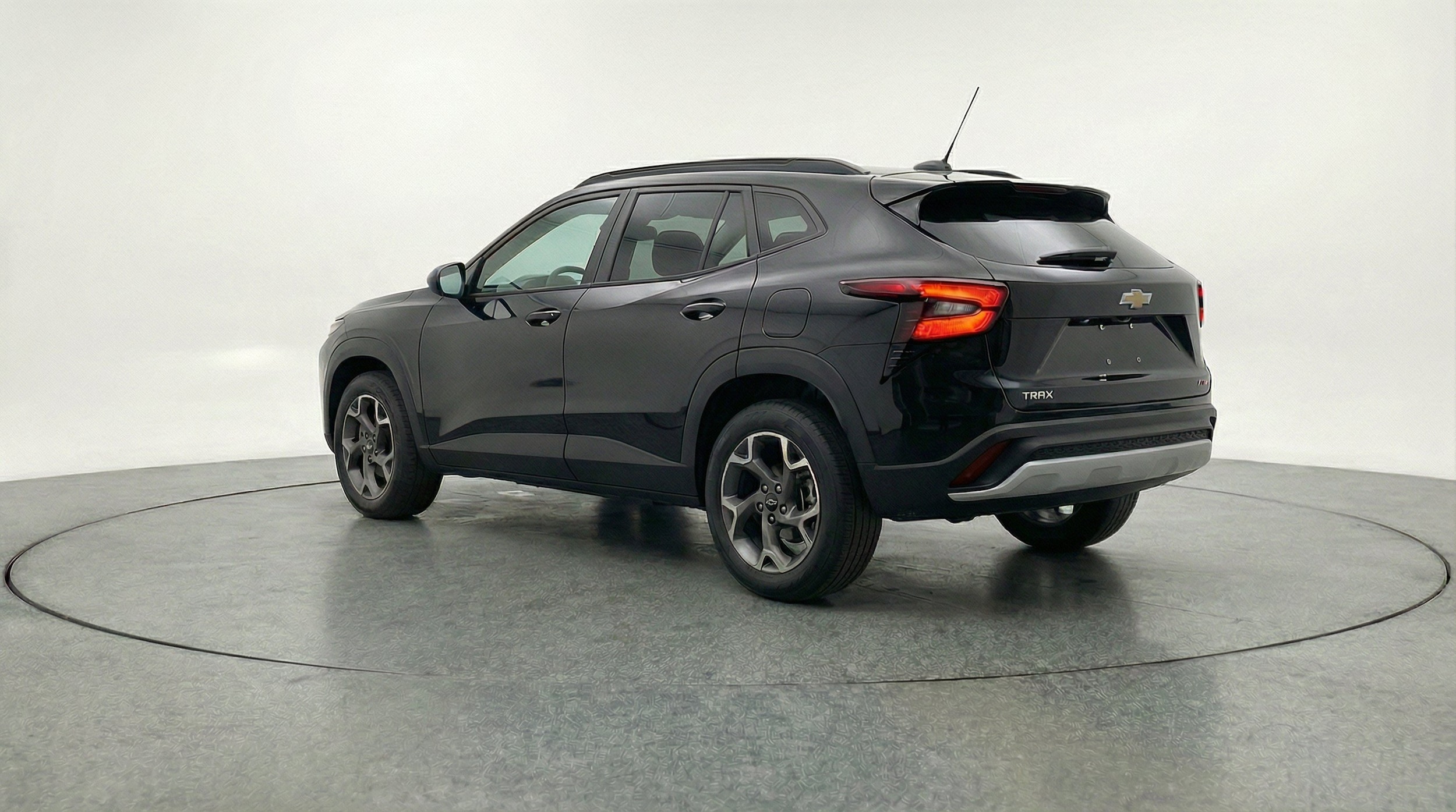 Thumbnail: 2025 Chevrolet Trax - 6