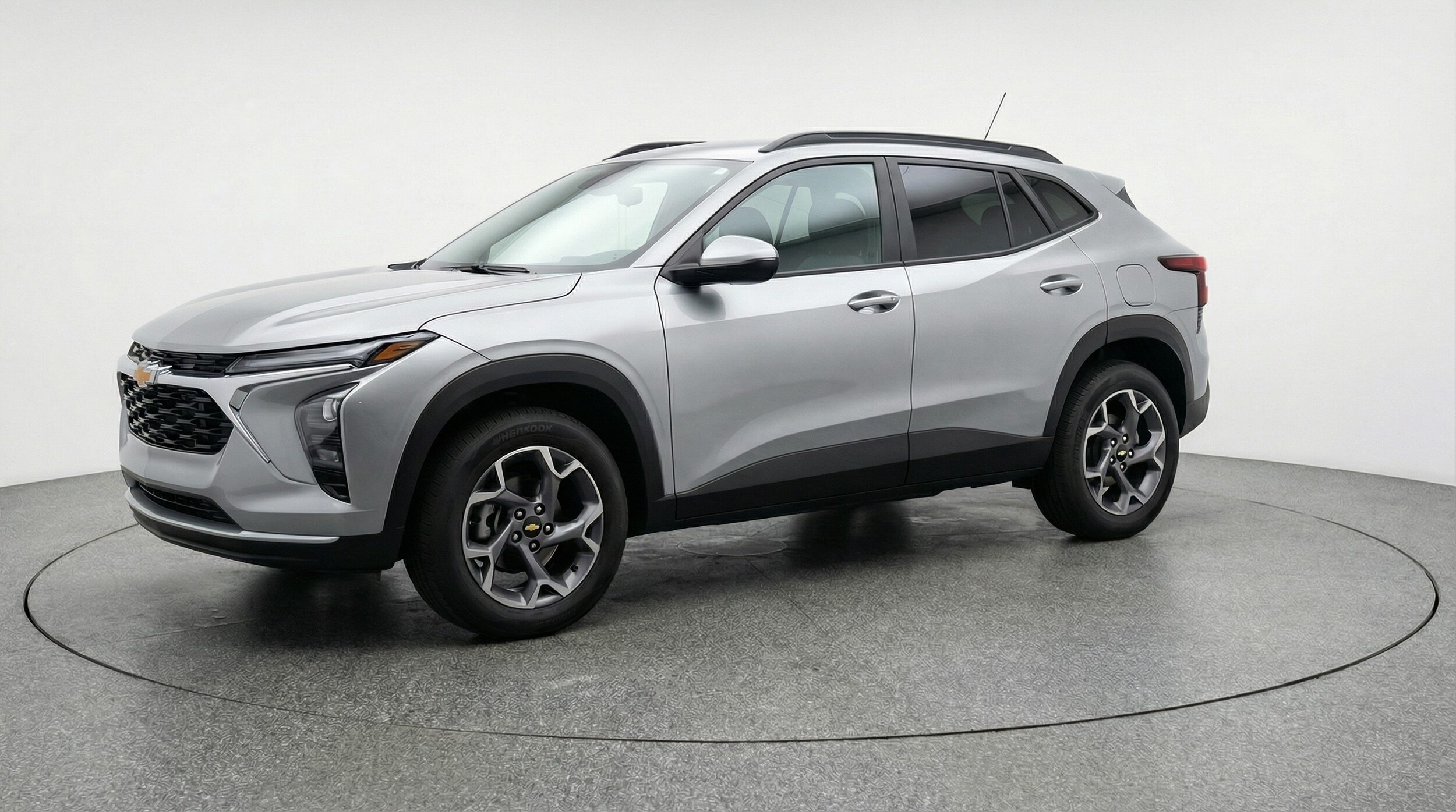 Thumbnail: 2025 Chevrolet Trax - 3