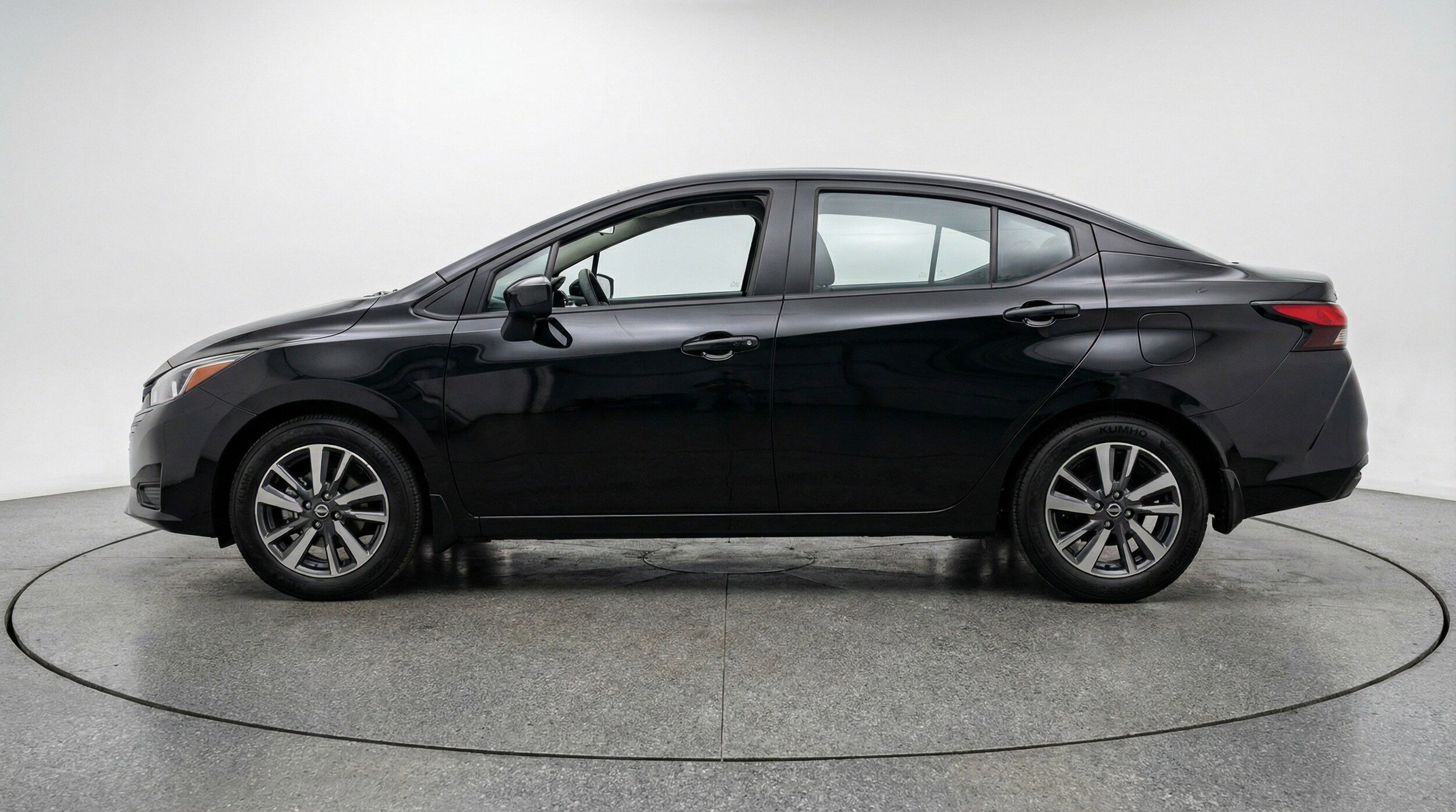 Thumbnail: 2025 Nissan Versa - 5