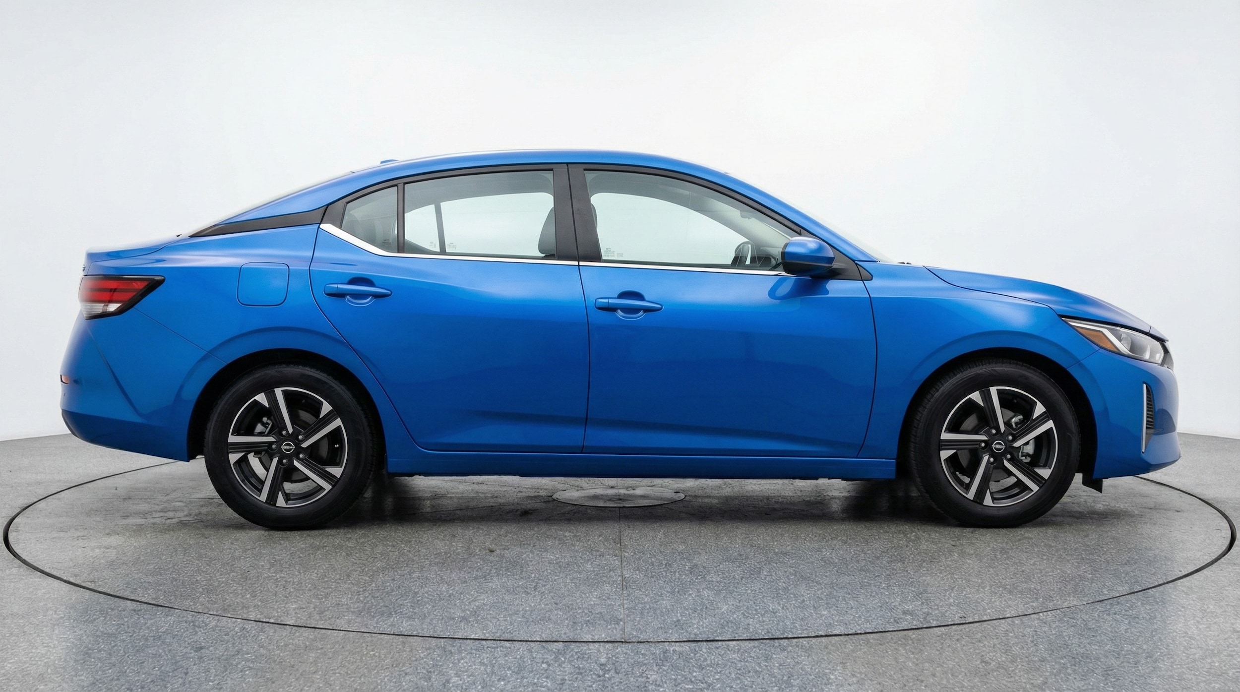 Thumbnail: 2025 Nissan Sentra - 8