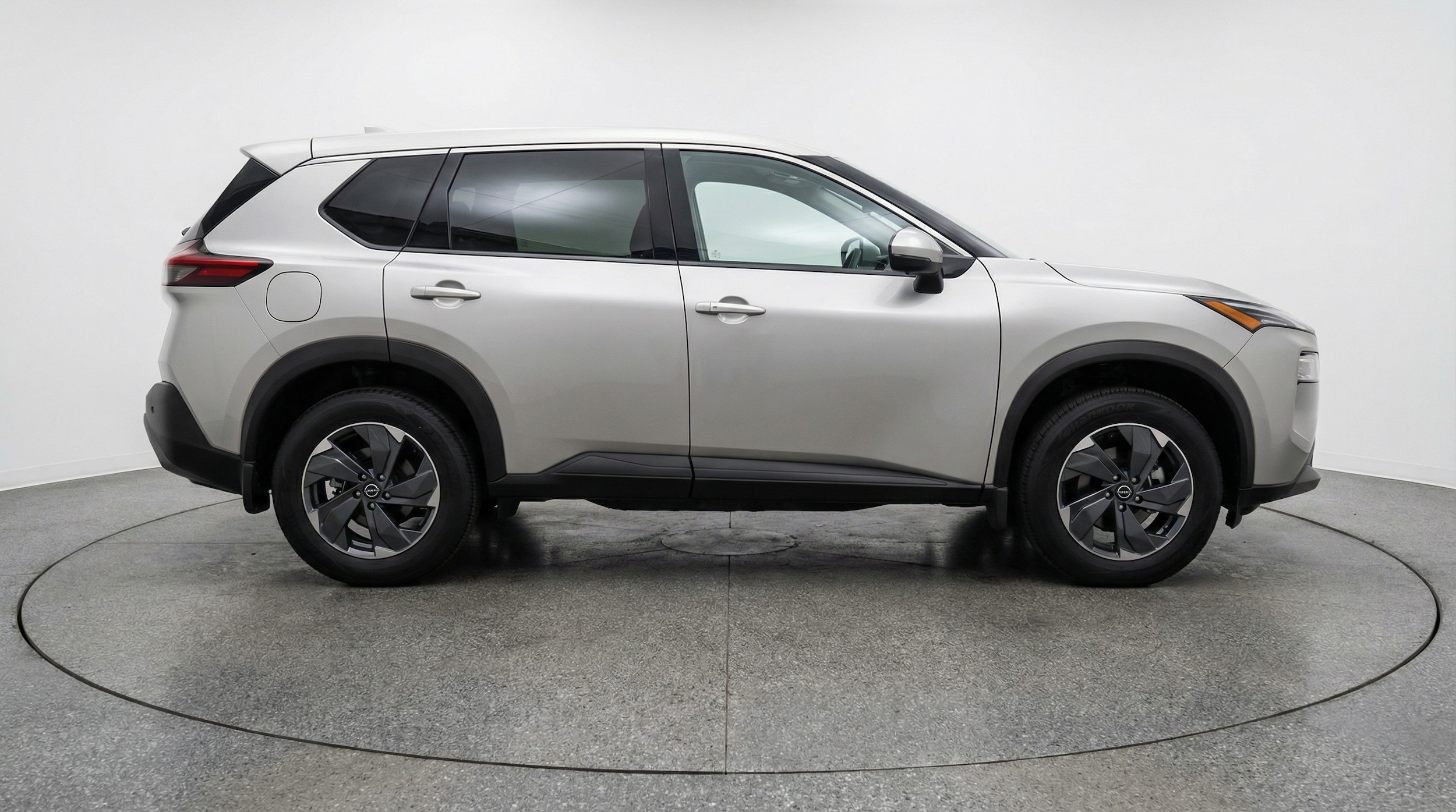 Thumbnail: 2025 Nissan Rogue - 8