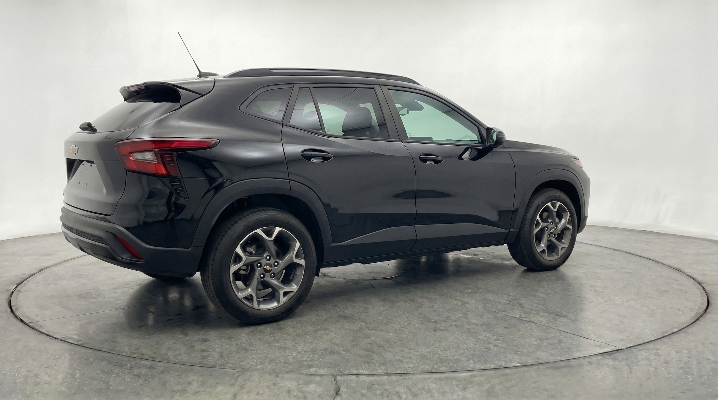Thumbnail: 2025 Chevrolet Trax - 9