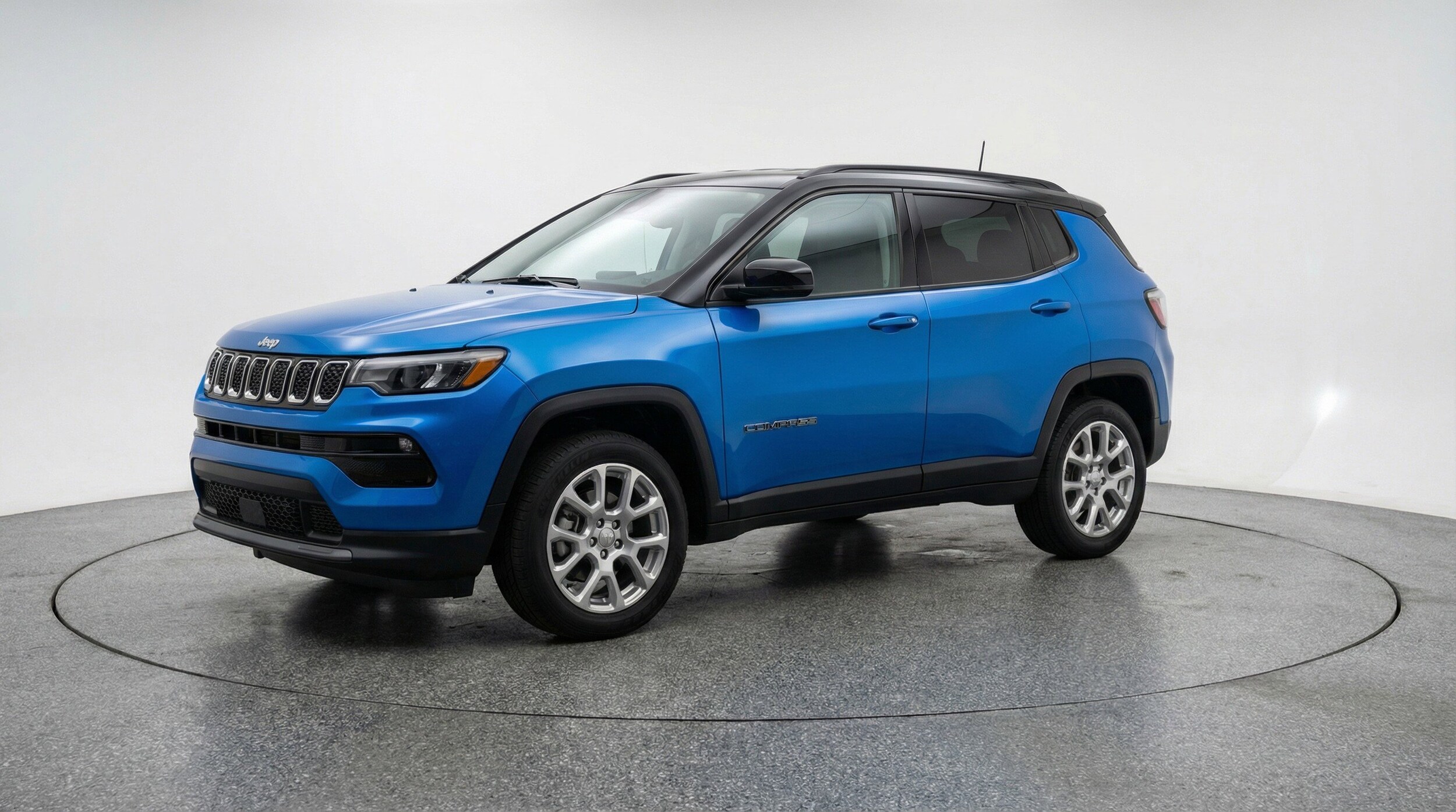 Thumbnail: 2025 Jeep Compass - 3