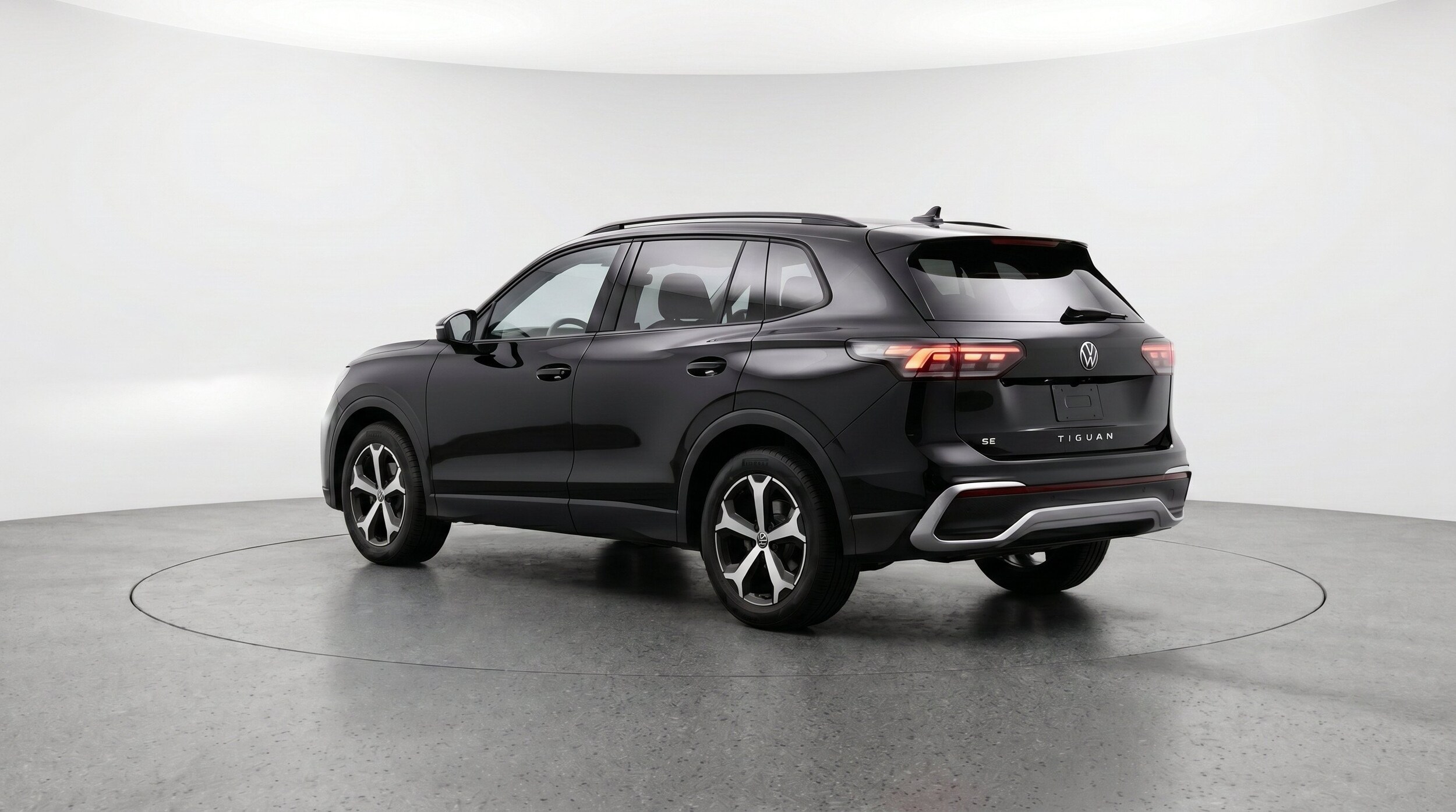Thumbnail: 2026 Volkswagen Tiguan - 6