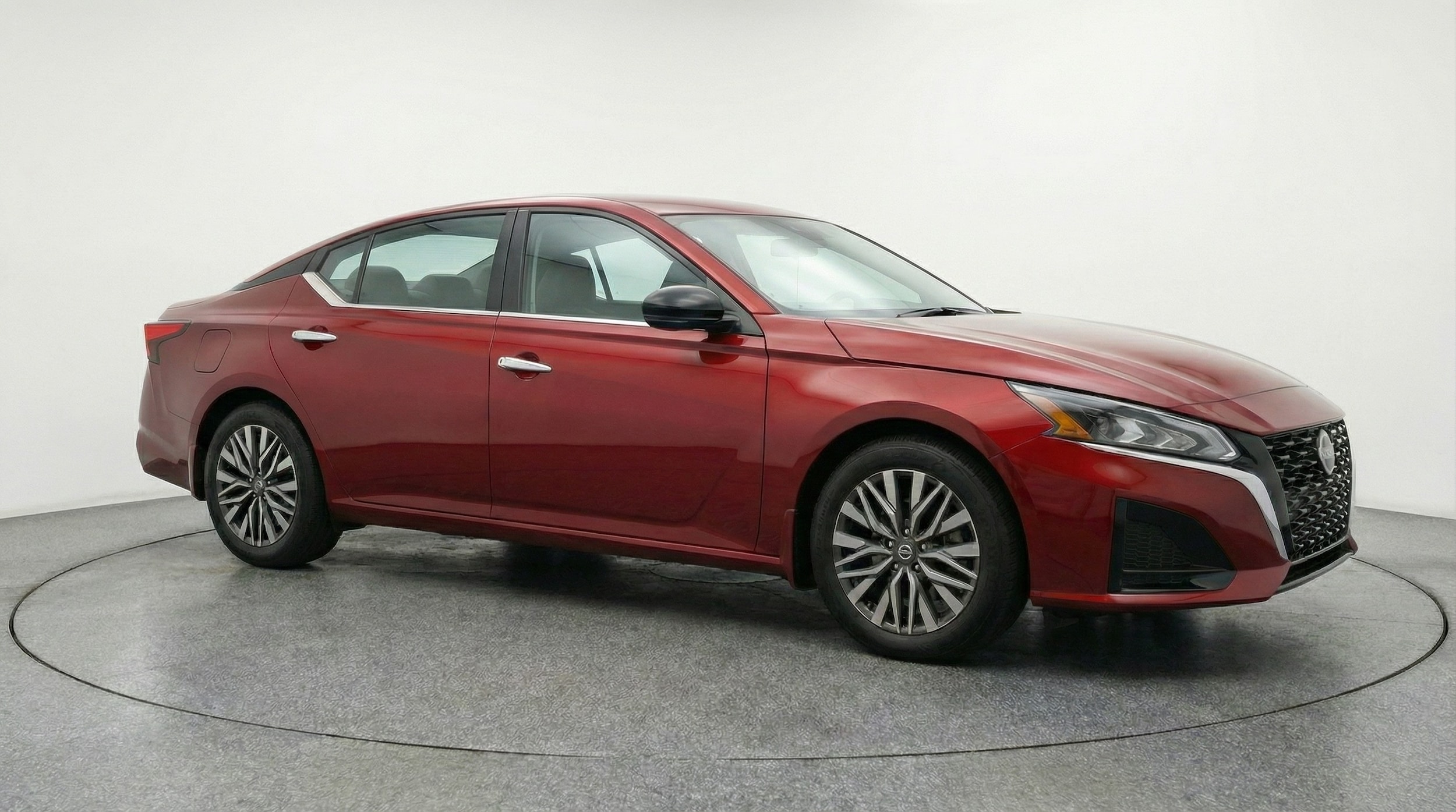 Thumbnail: 2025 Nissan Altima - 1