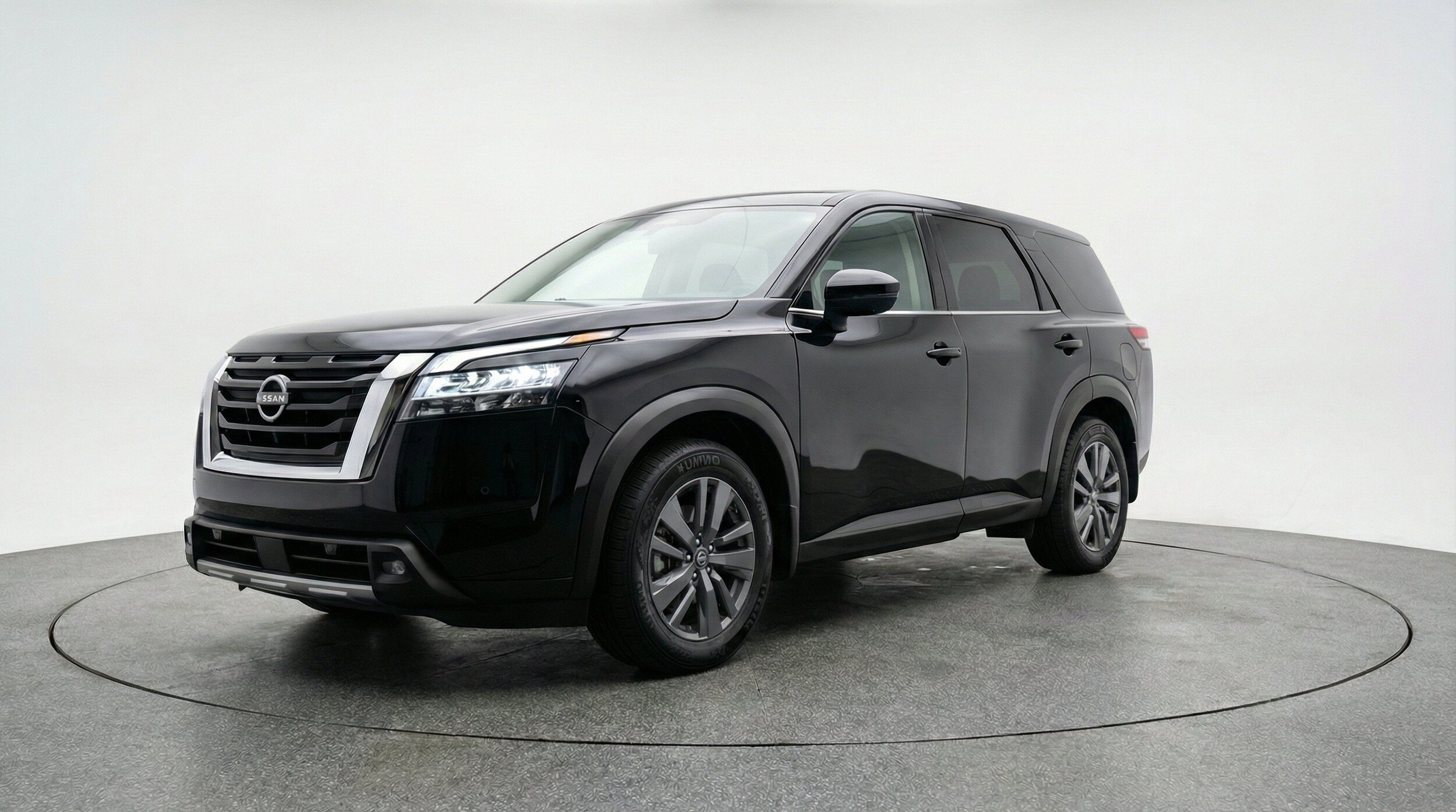Thumbnail: 2025 Nissan Pathfinder - 3