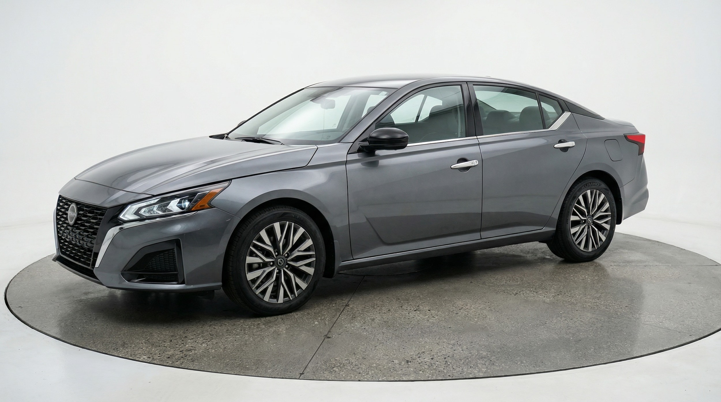 Thumbnail: 2025 Nissan Altima - 3