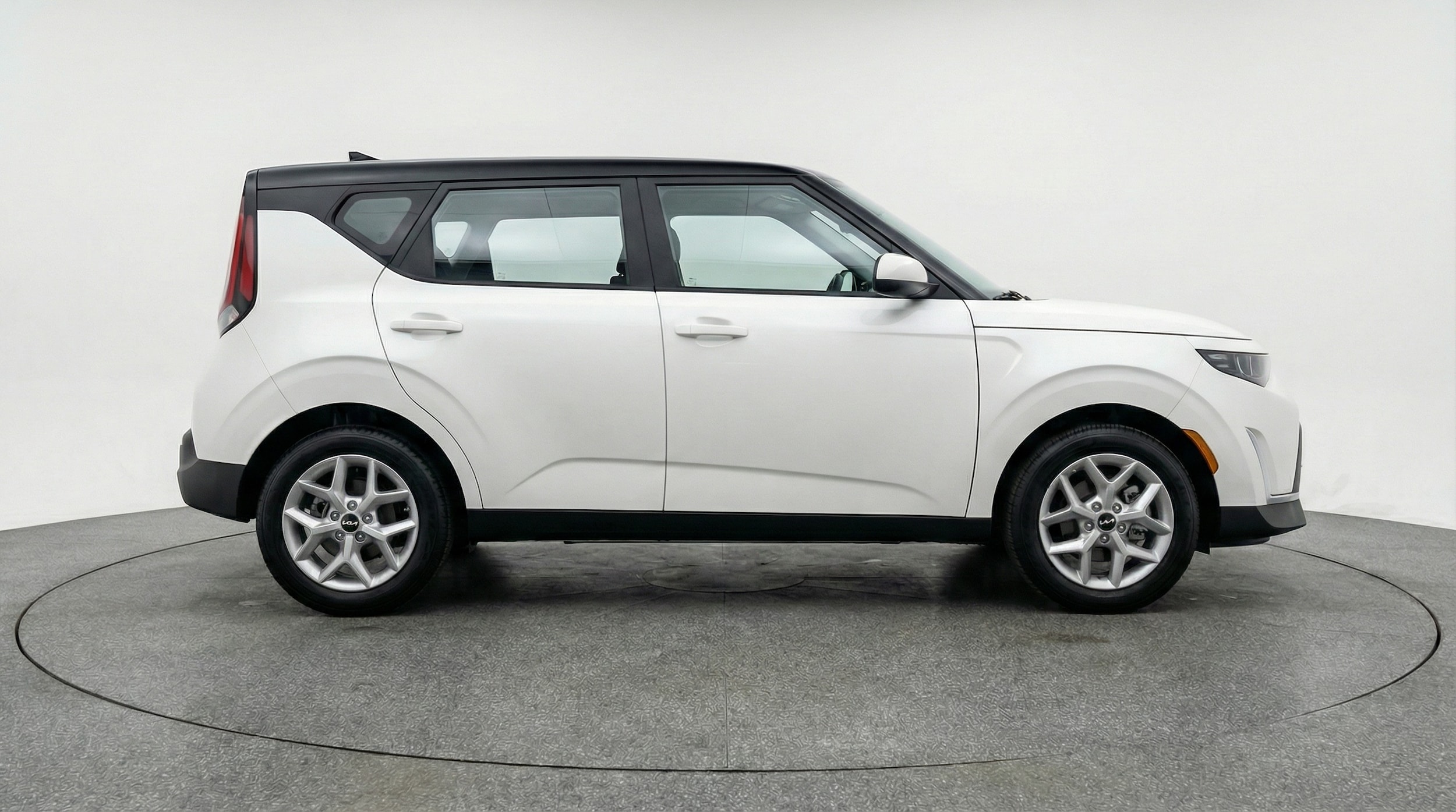 Thumbnail: 2025 Kia Soul - 8