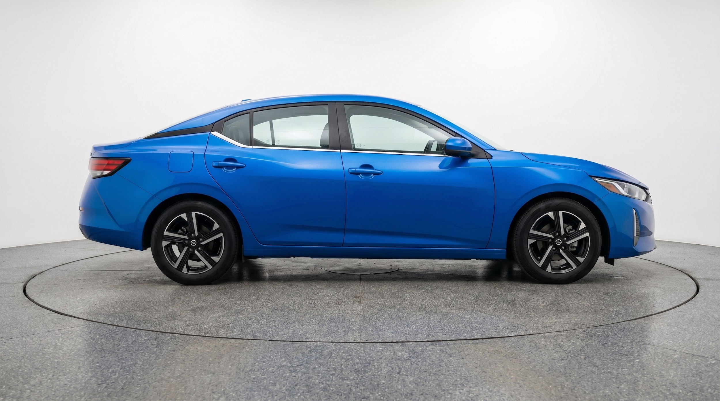 Thumbnail: 2025 Nissan Sentra - 11