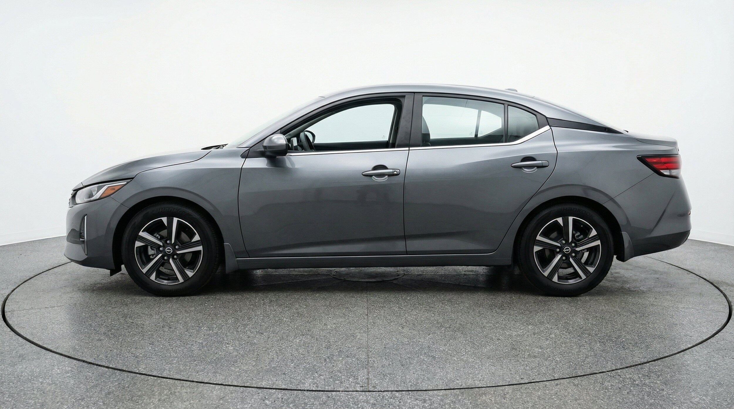 Thumbnail: 2025 Nissan Sentra - 5