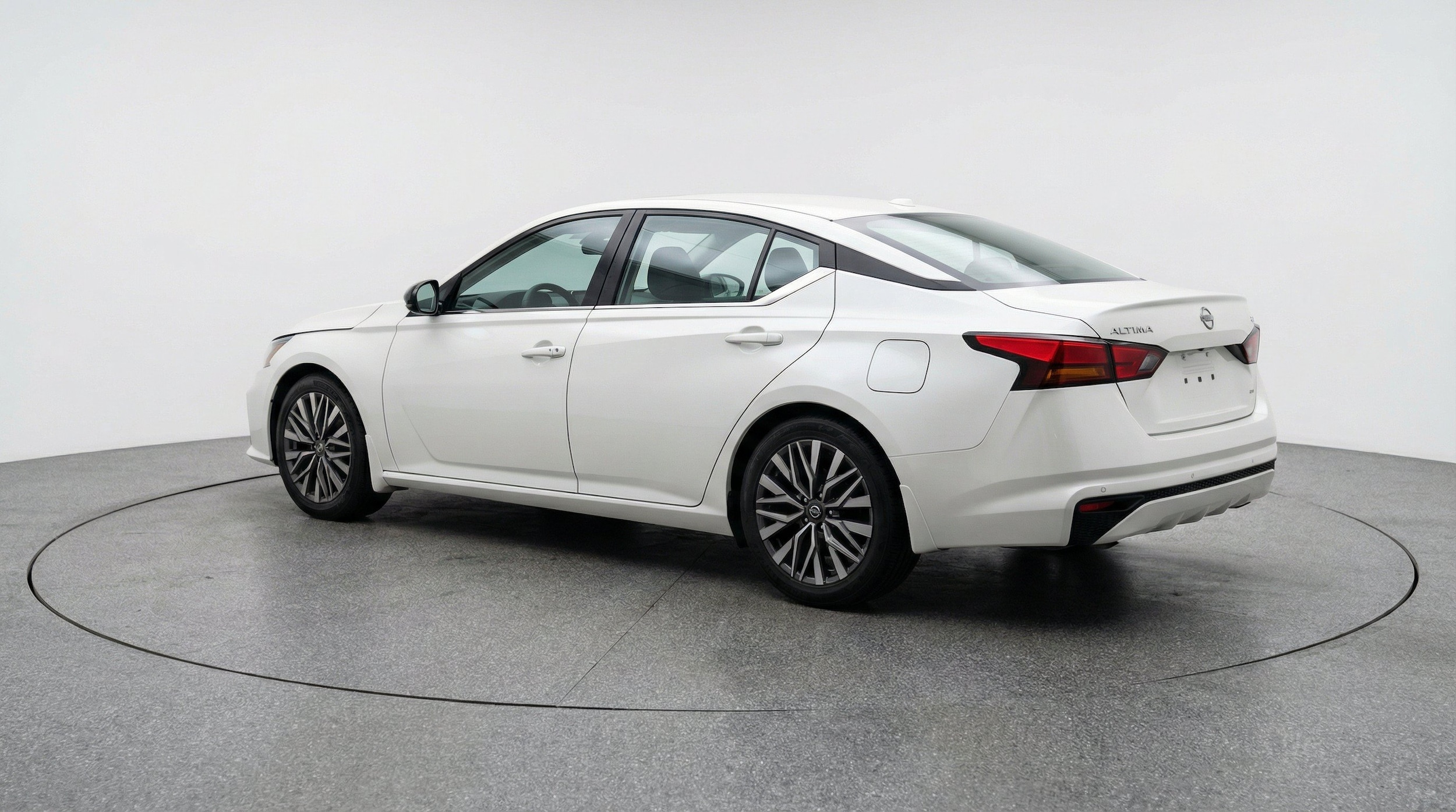 Thumbnail: 2025 Nissan Altima - 6