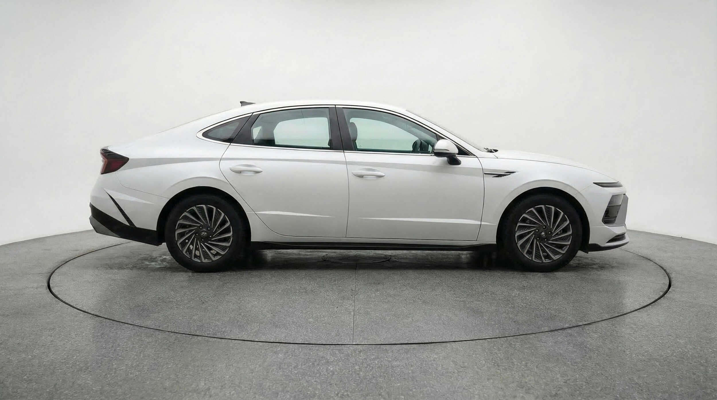 Thumbnail: 2025 Hyundai Sonata - 11